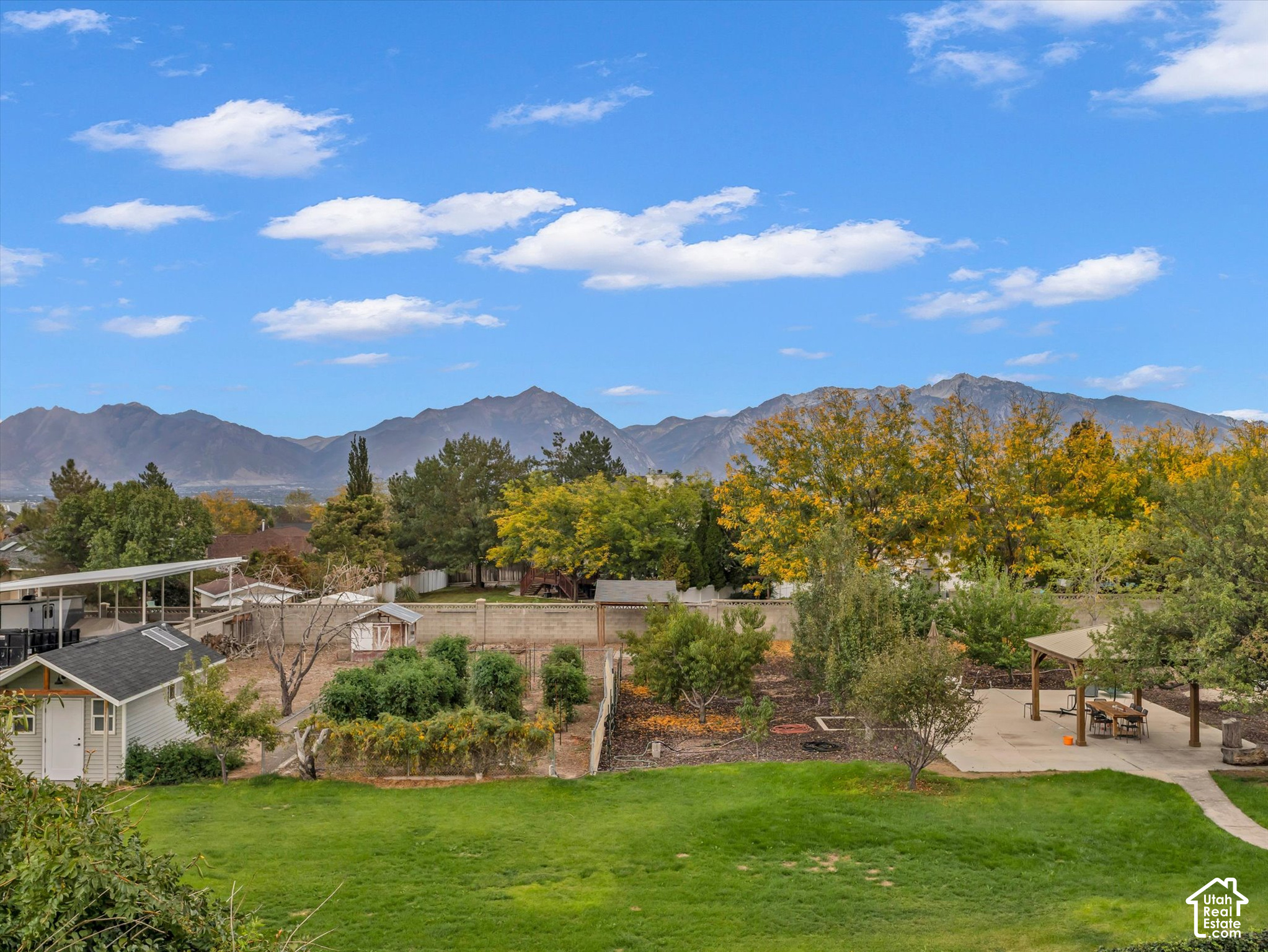 main property photo 16