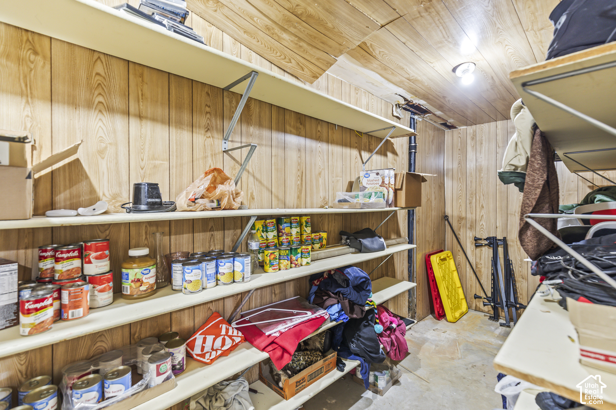 main property photo 19