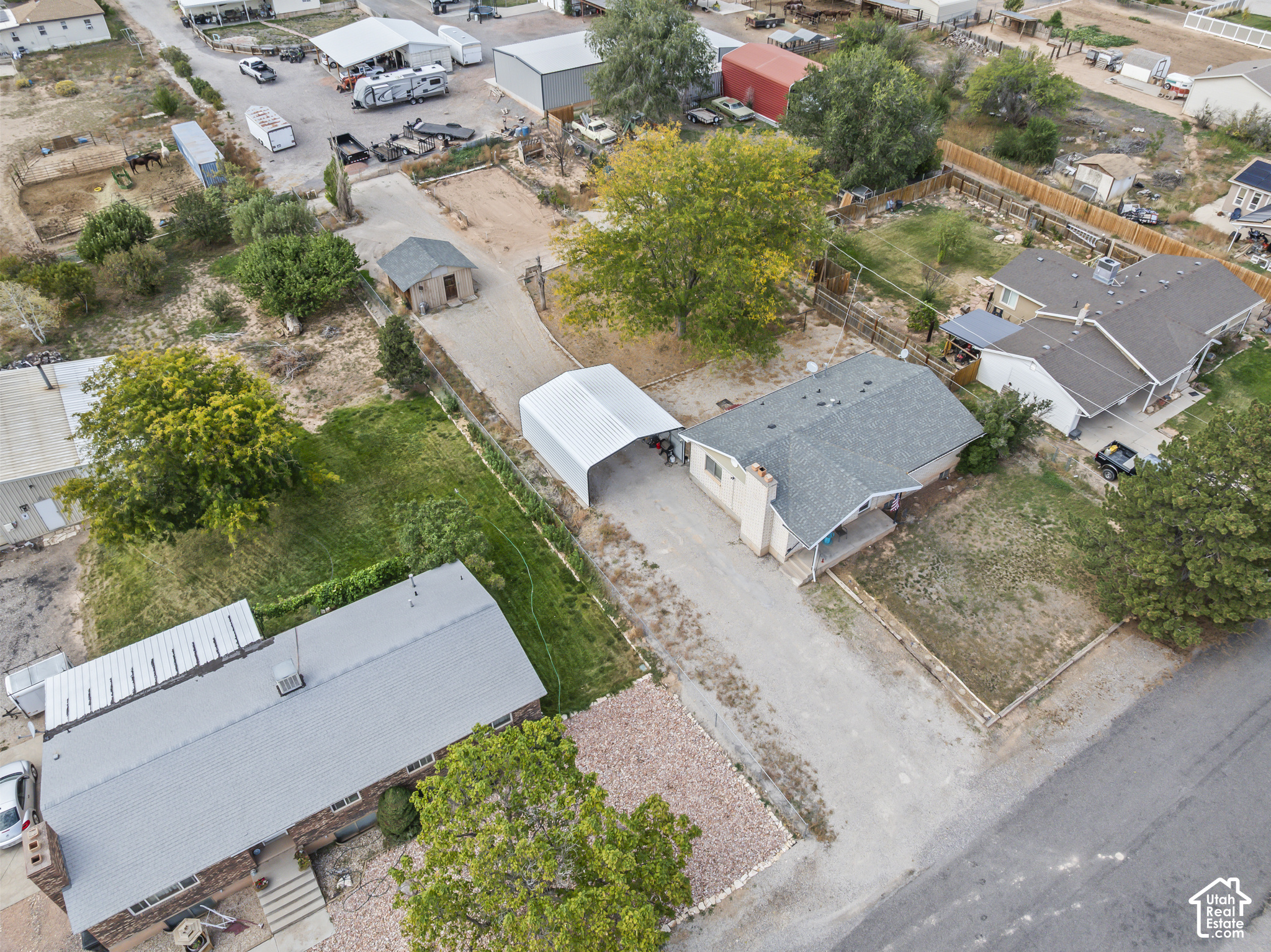 main property photo 41