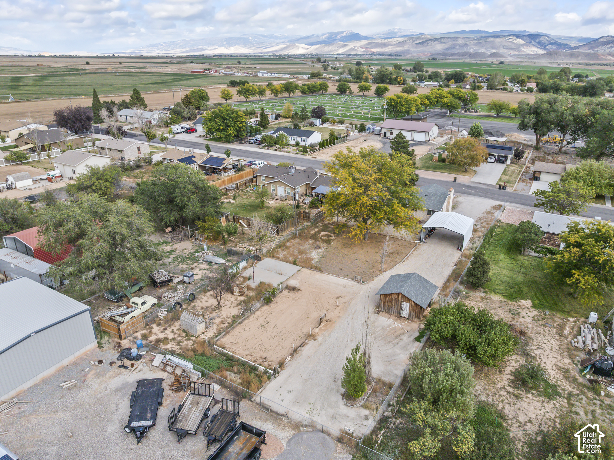 main property photo 44