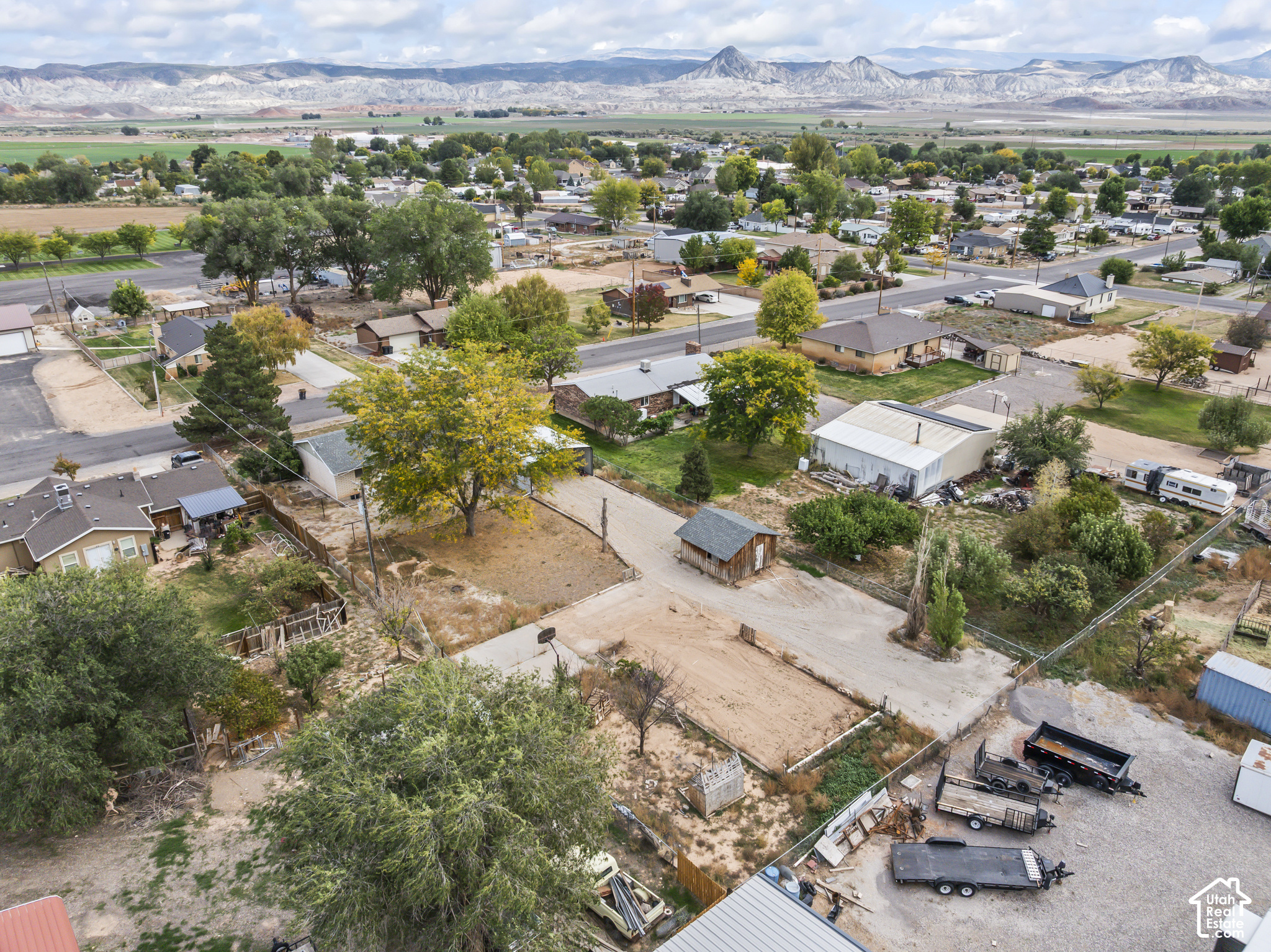 main property photo 48