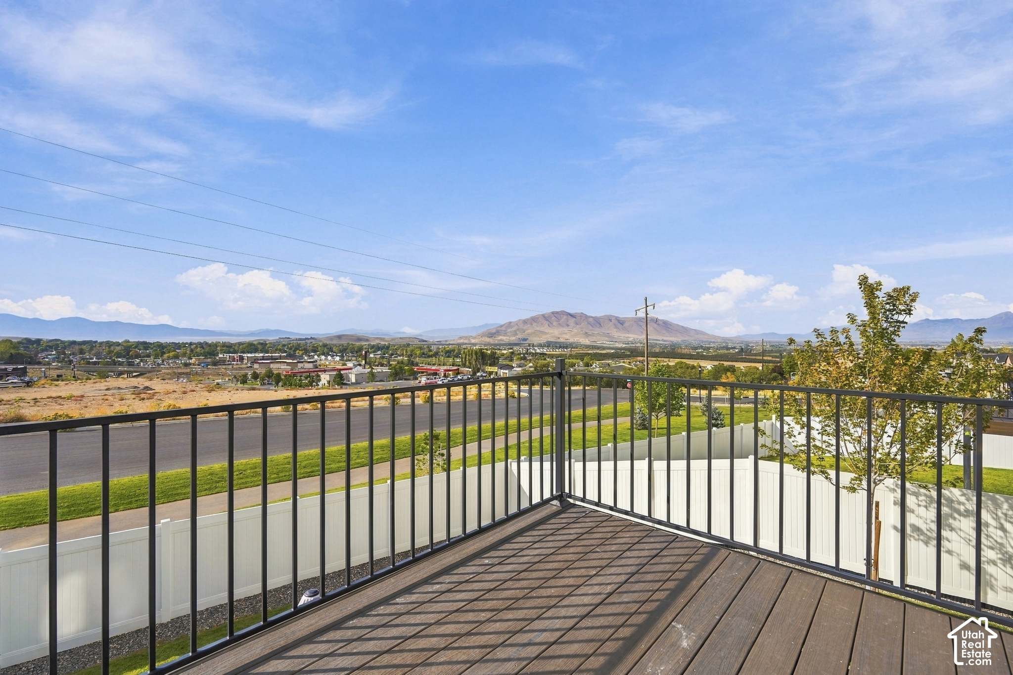 main property photo 14