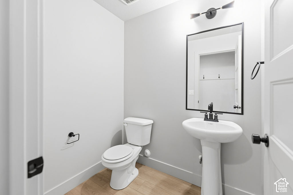 main property photo 9