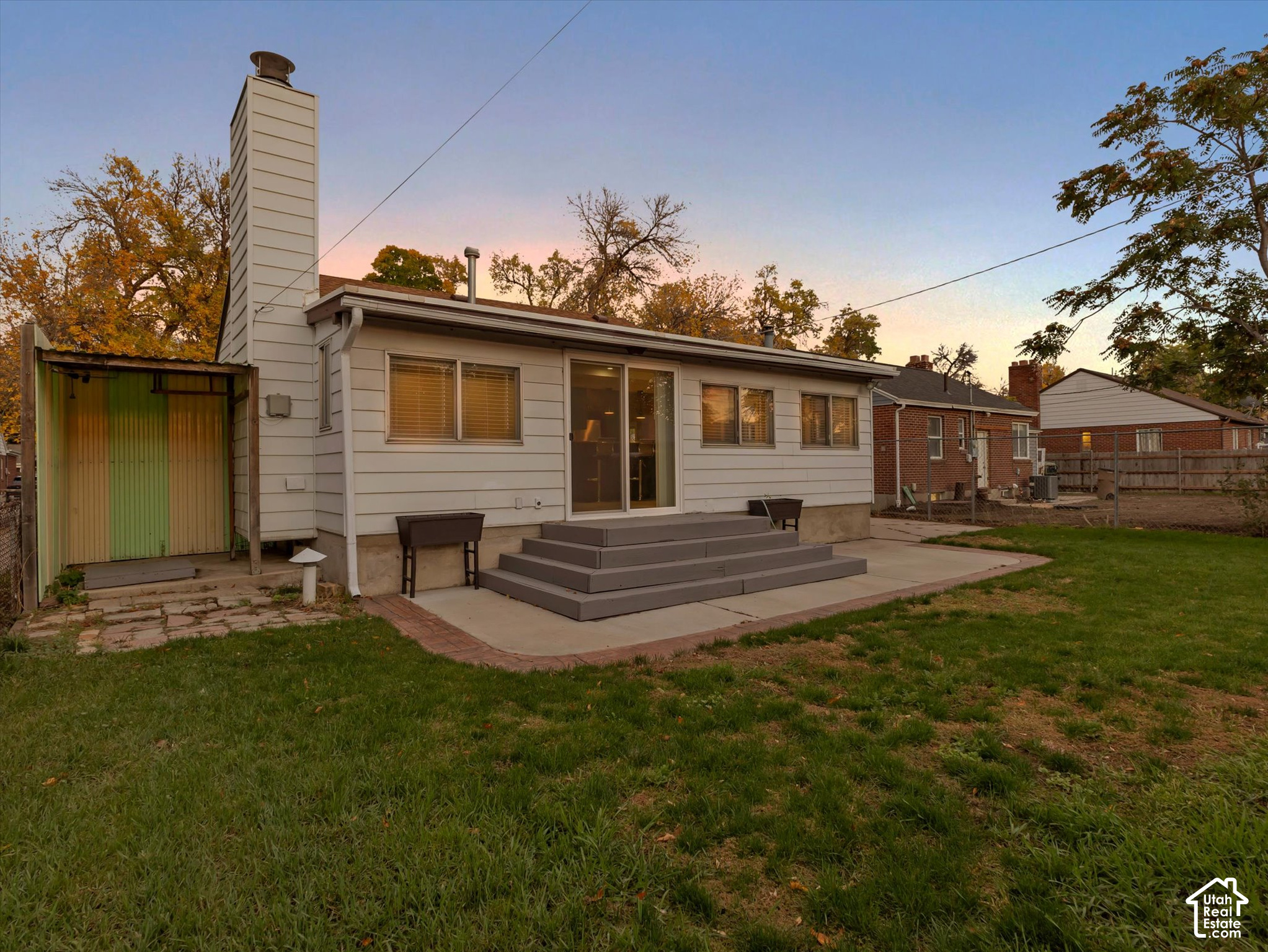 main property photo 25