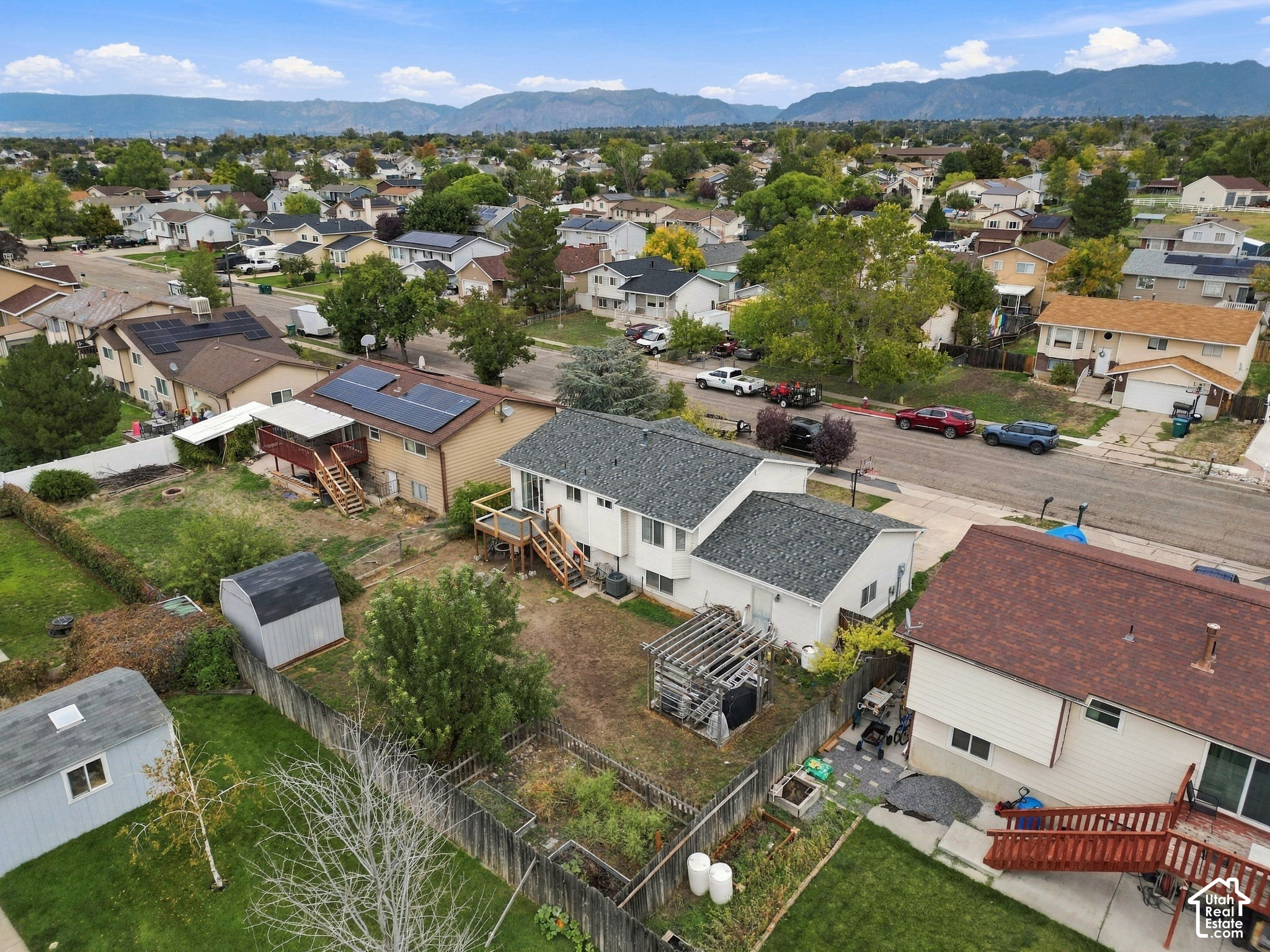 main property photo 38