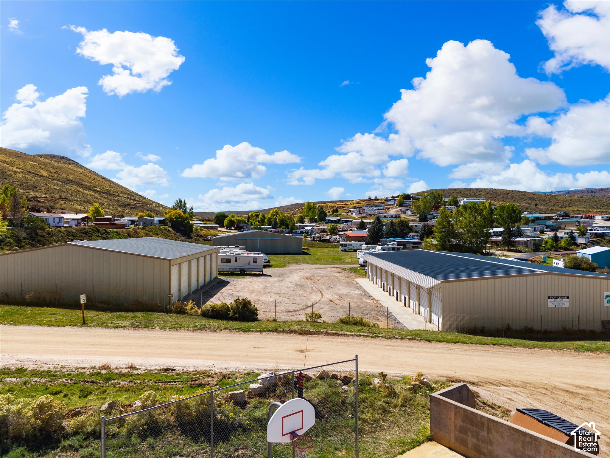 main property photo 15