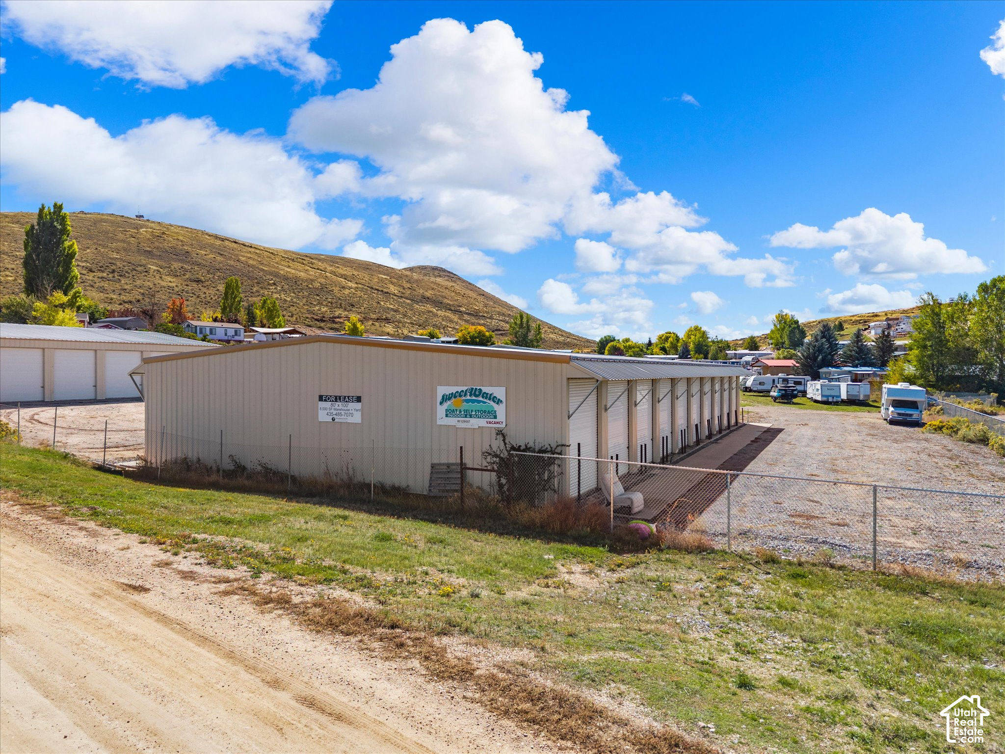 main property photo 5