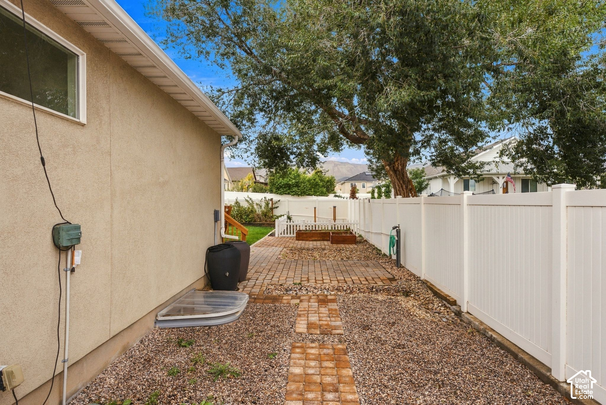 main property photo 66