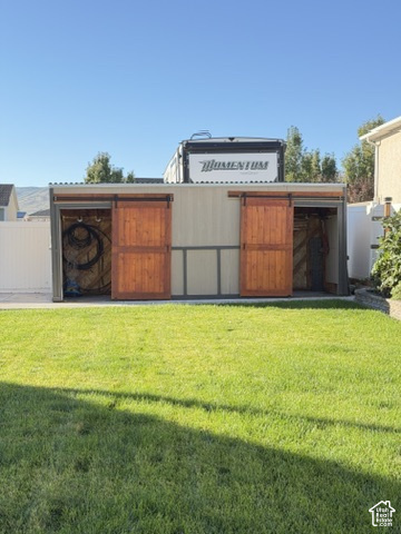main property photo 76