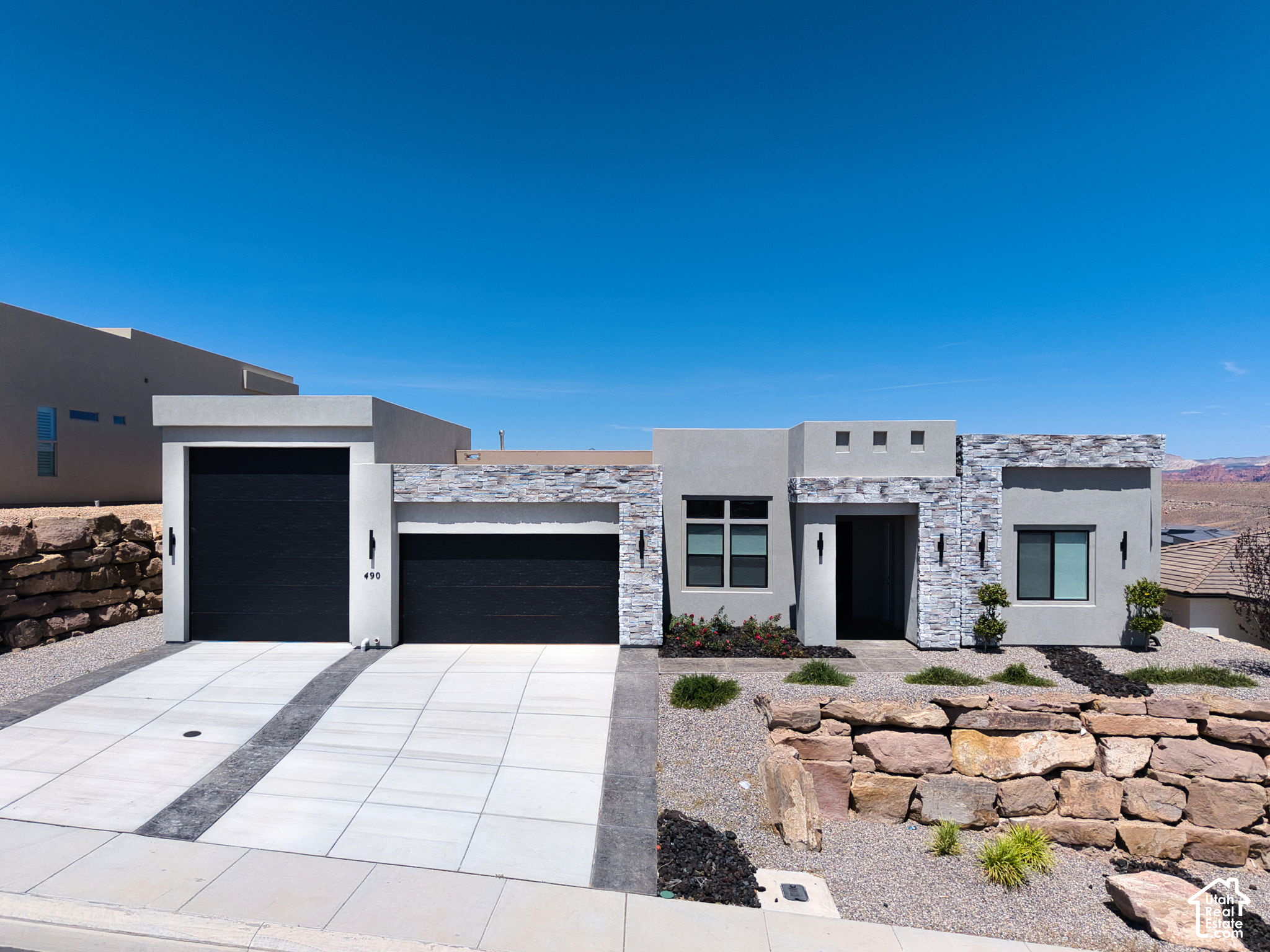 main property photo 51
