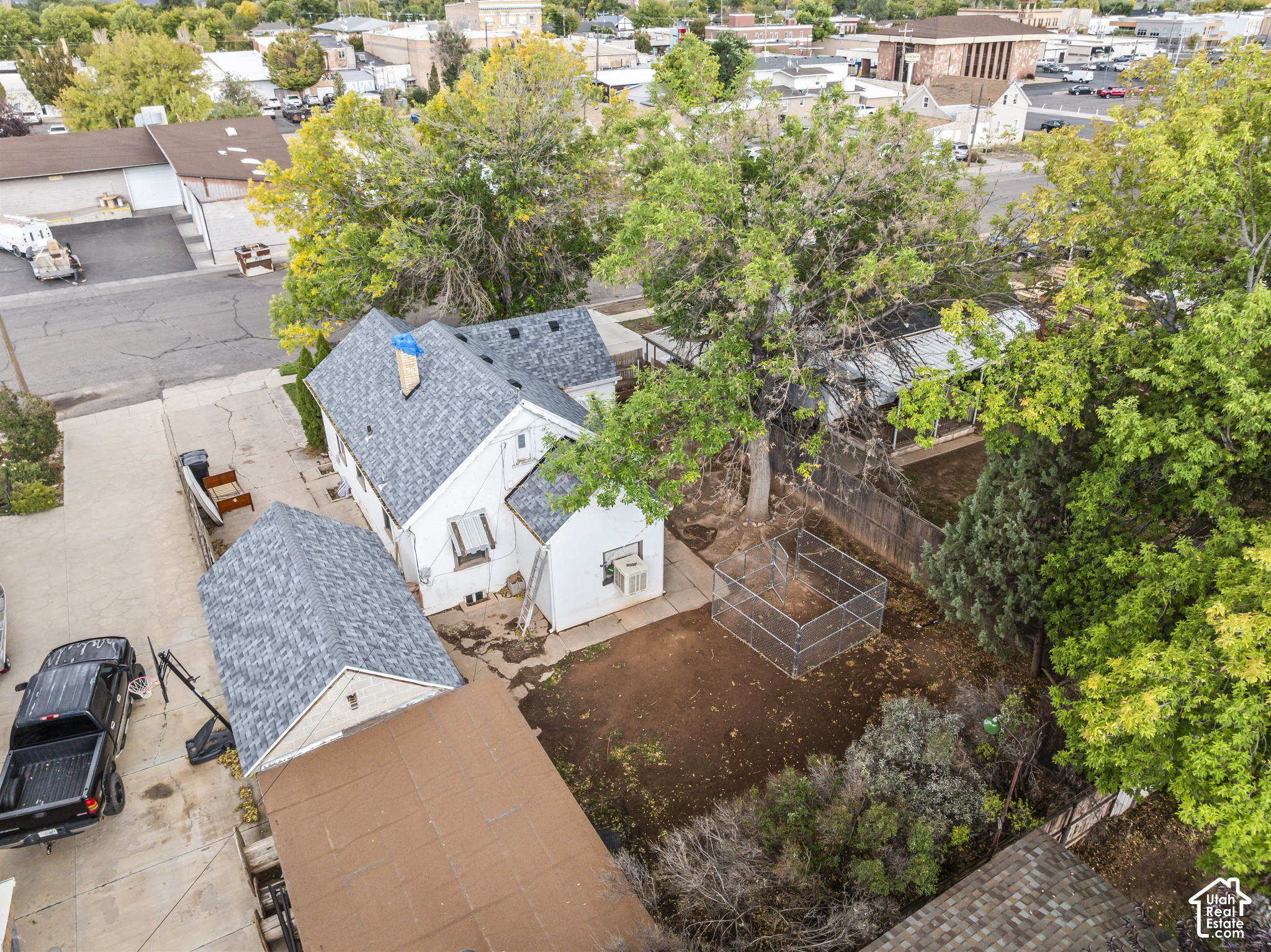 main property photo 12