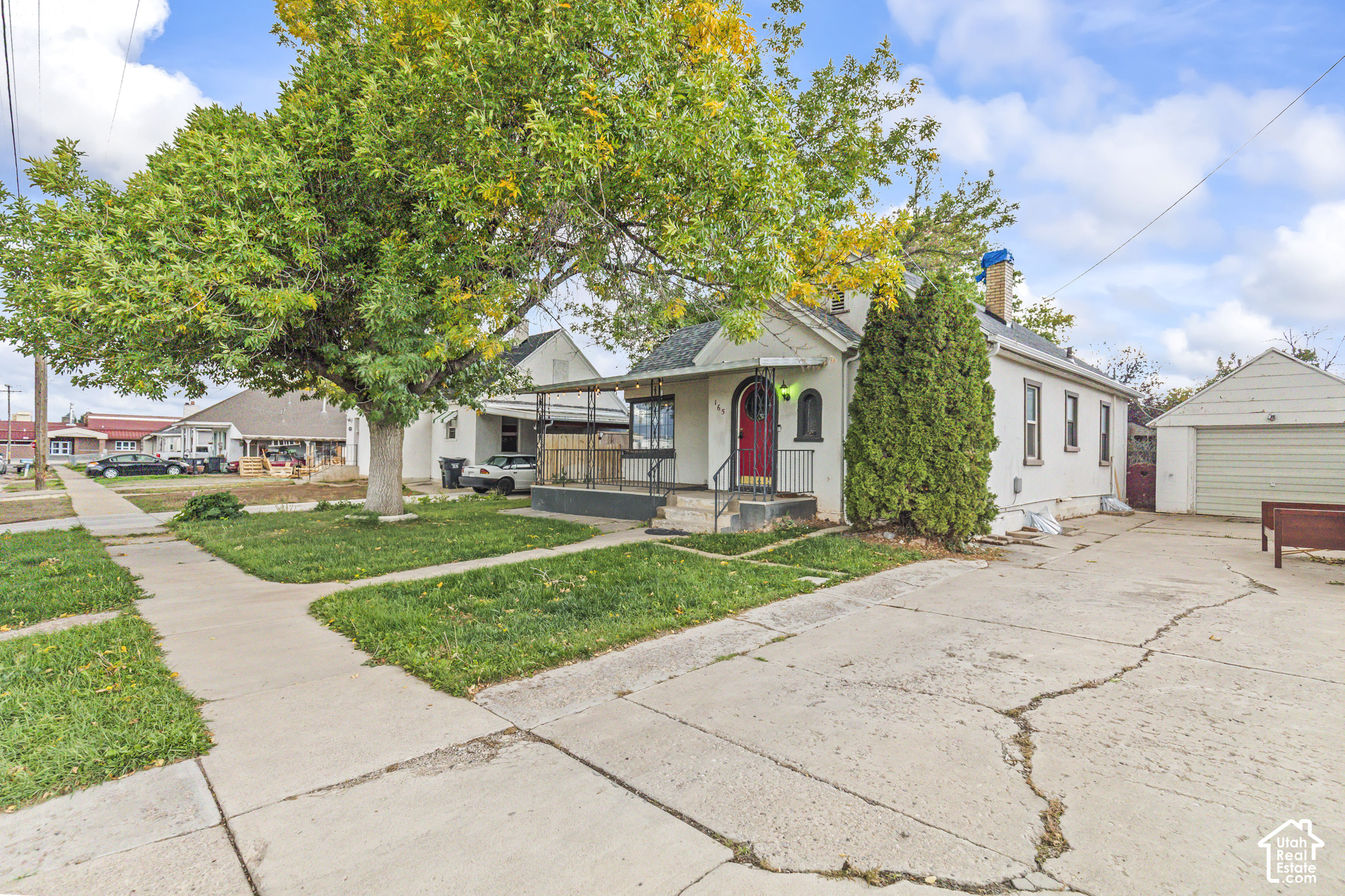 main property photo 3