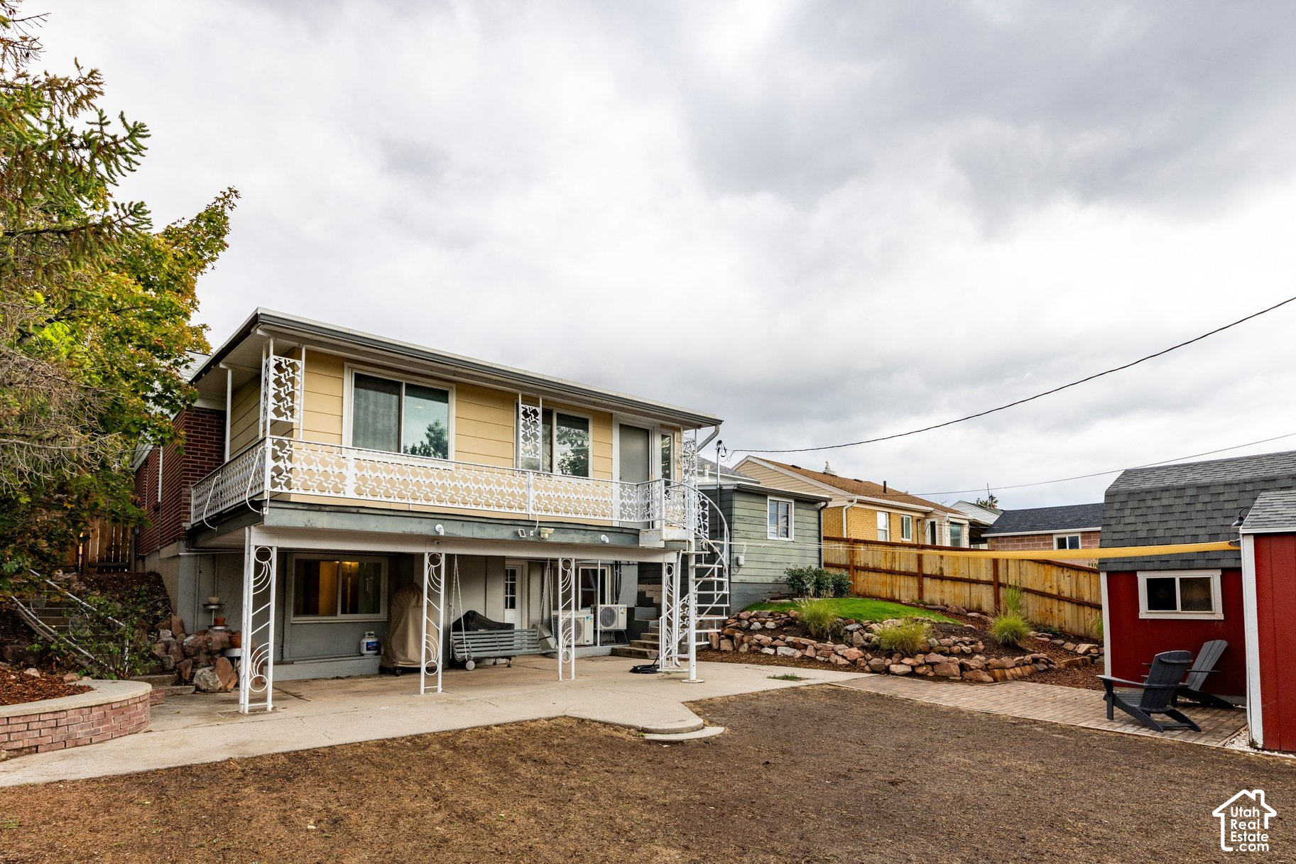 main property photo 27