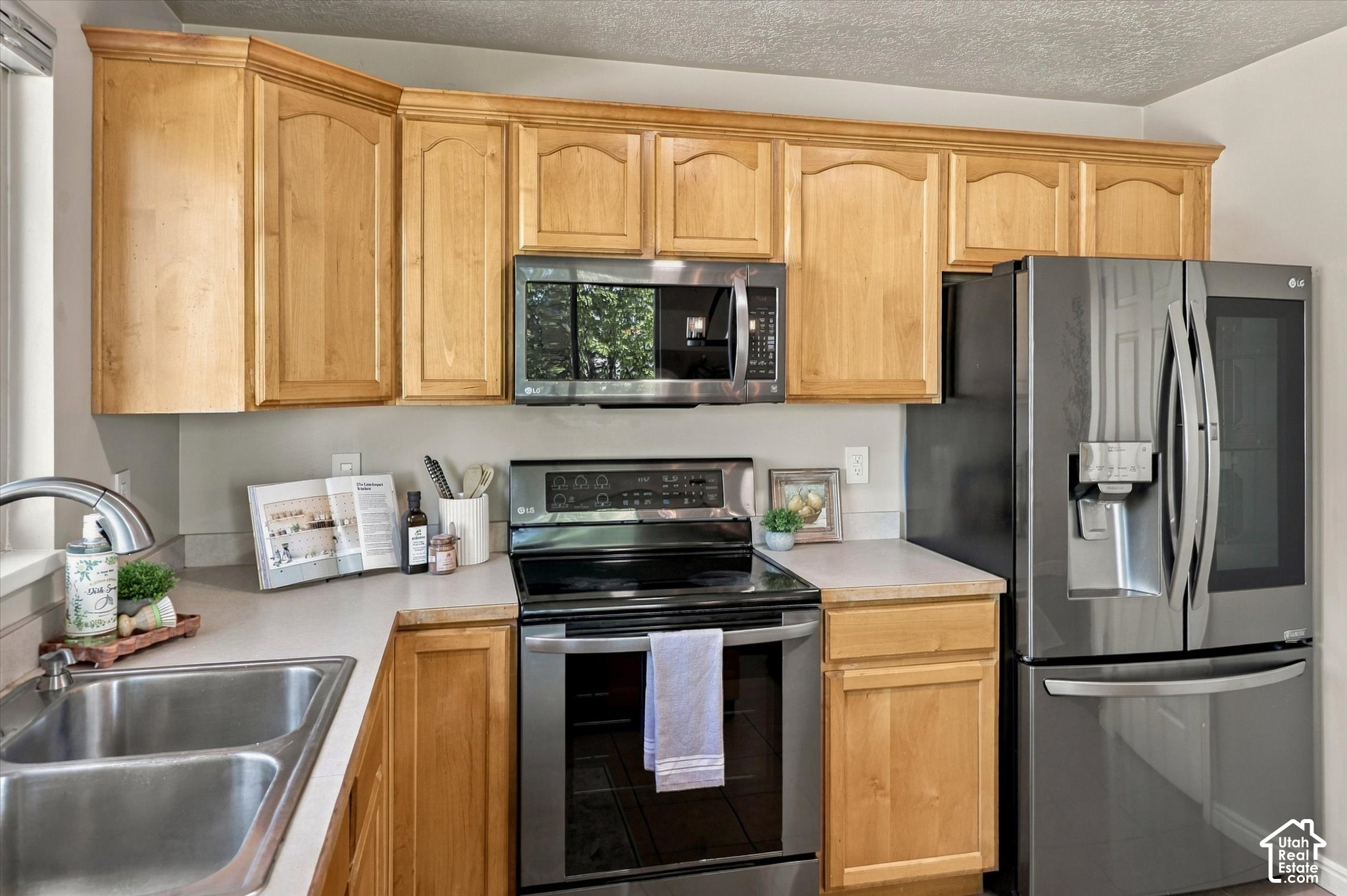 main property photo 21