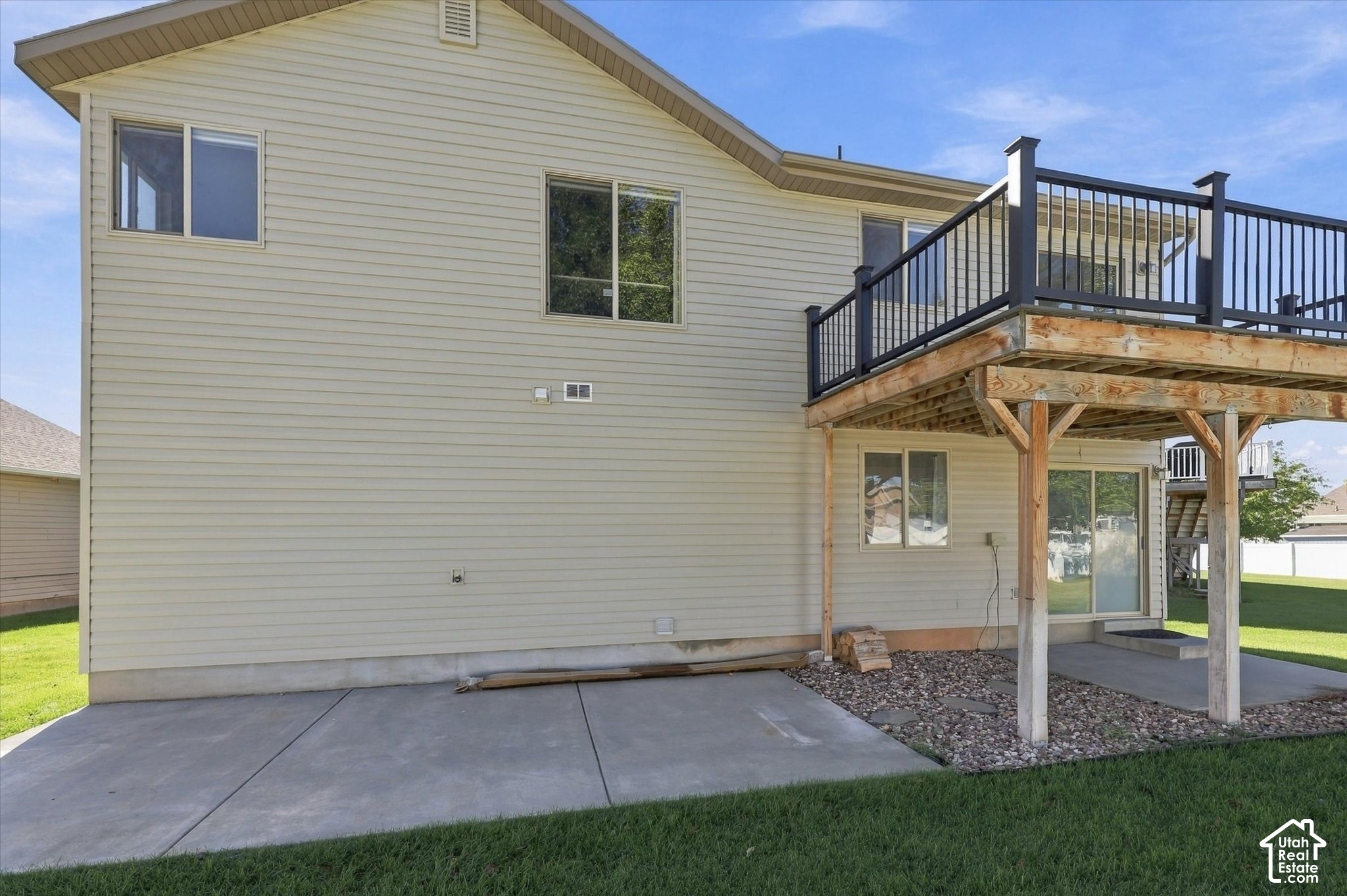 main property photo 47