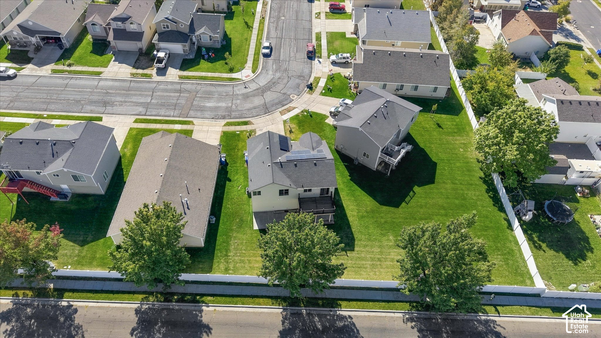 main property photo 59