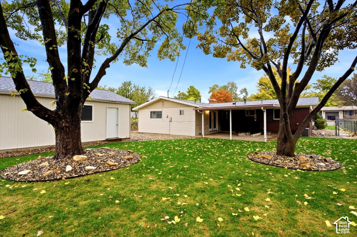 main property photo 19