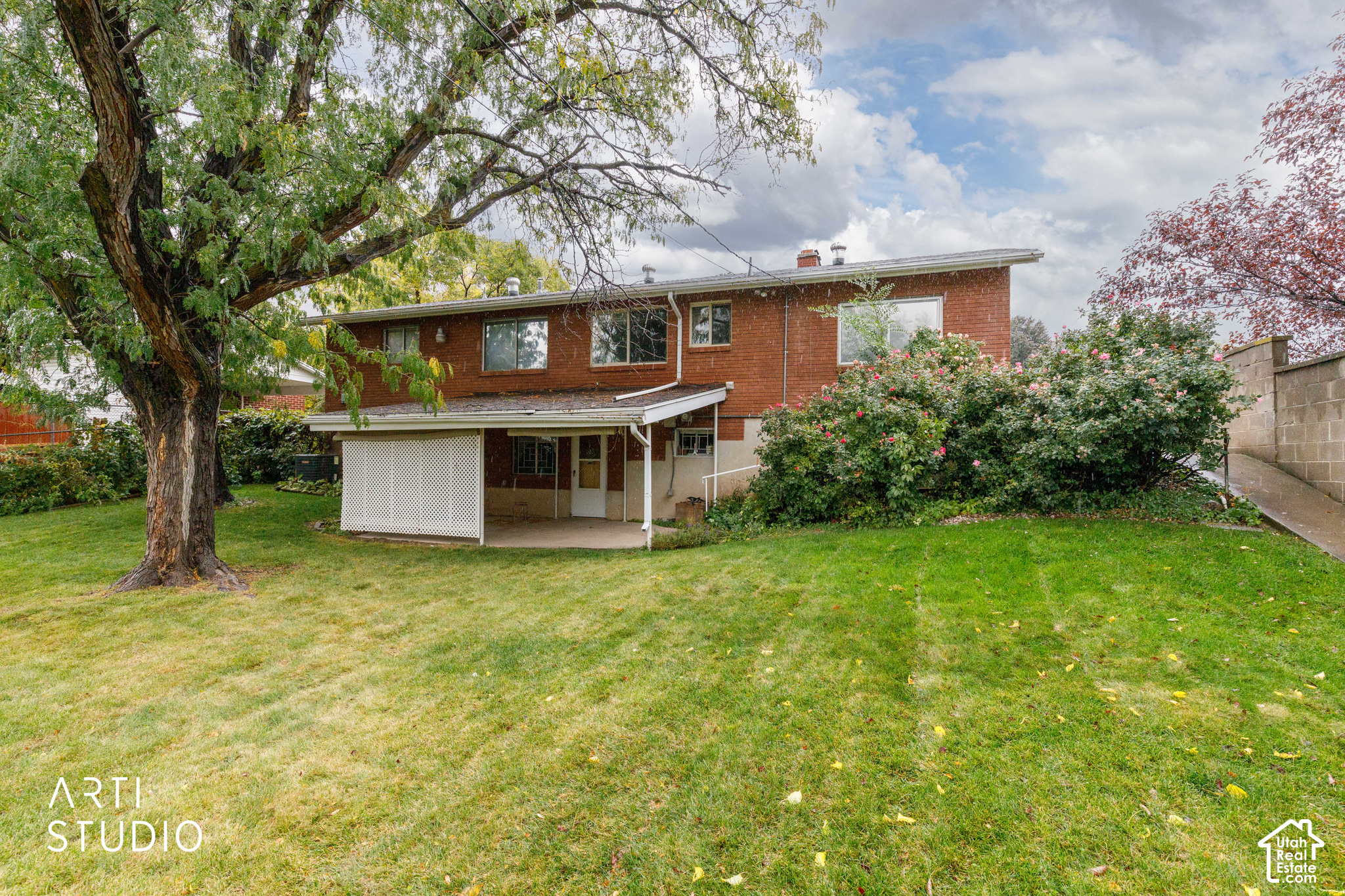 main property photo 27
