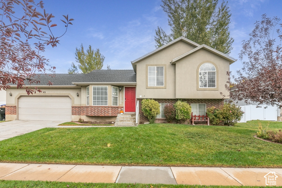 main property photo 0