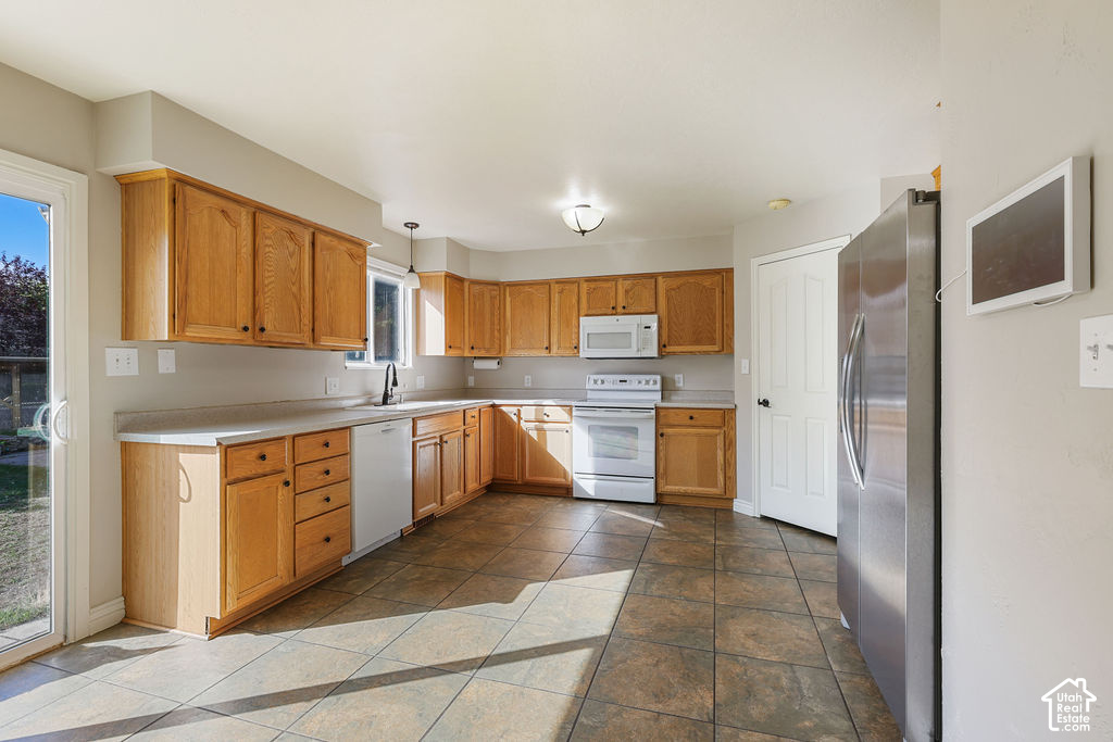 main property photo 17