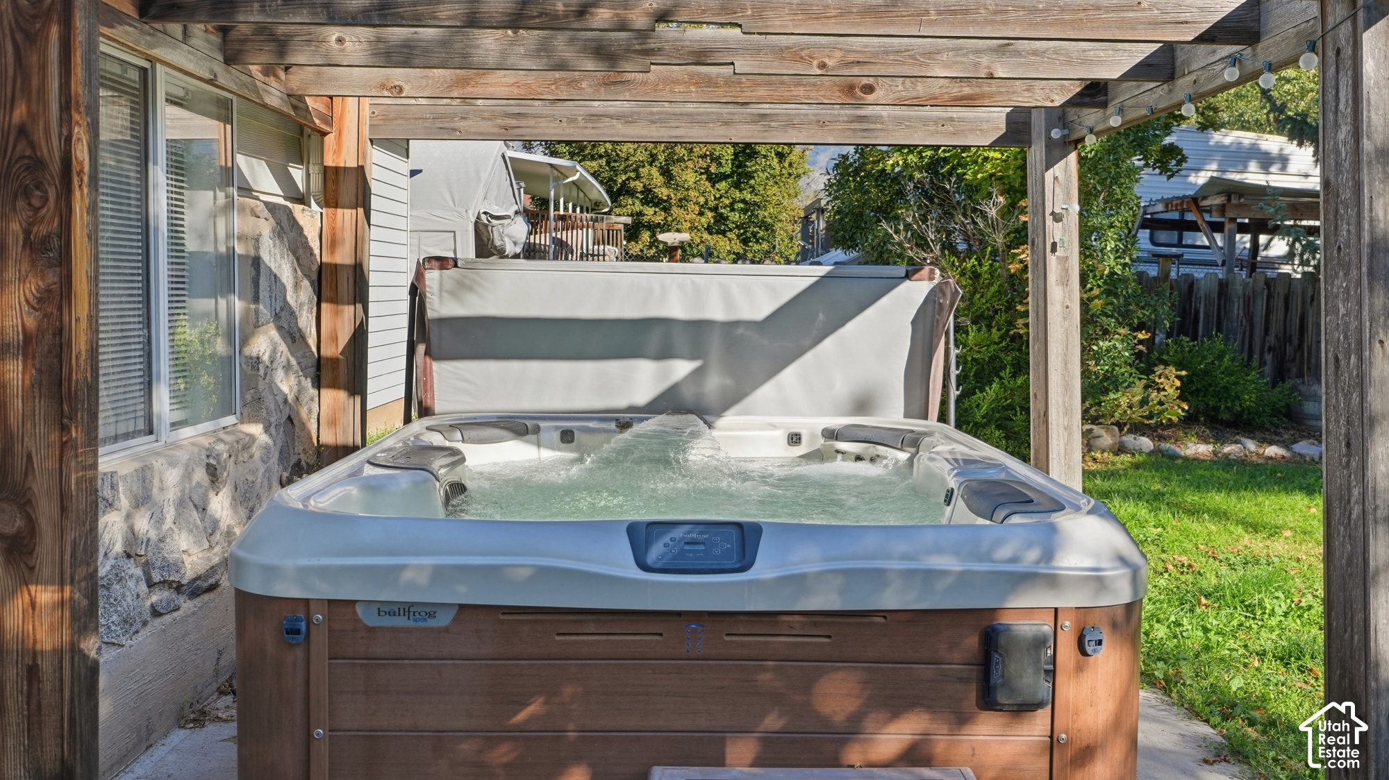 main property photo 24