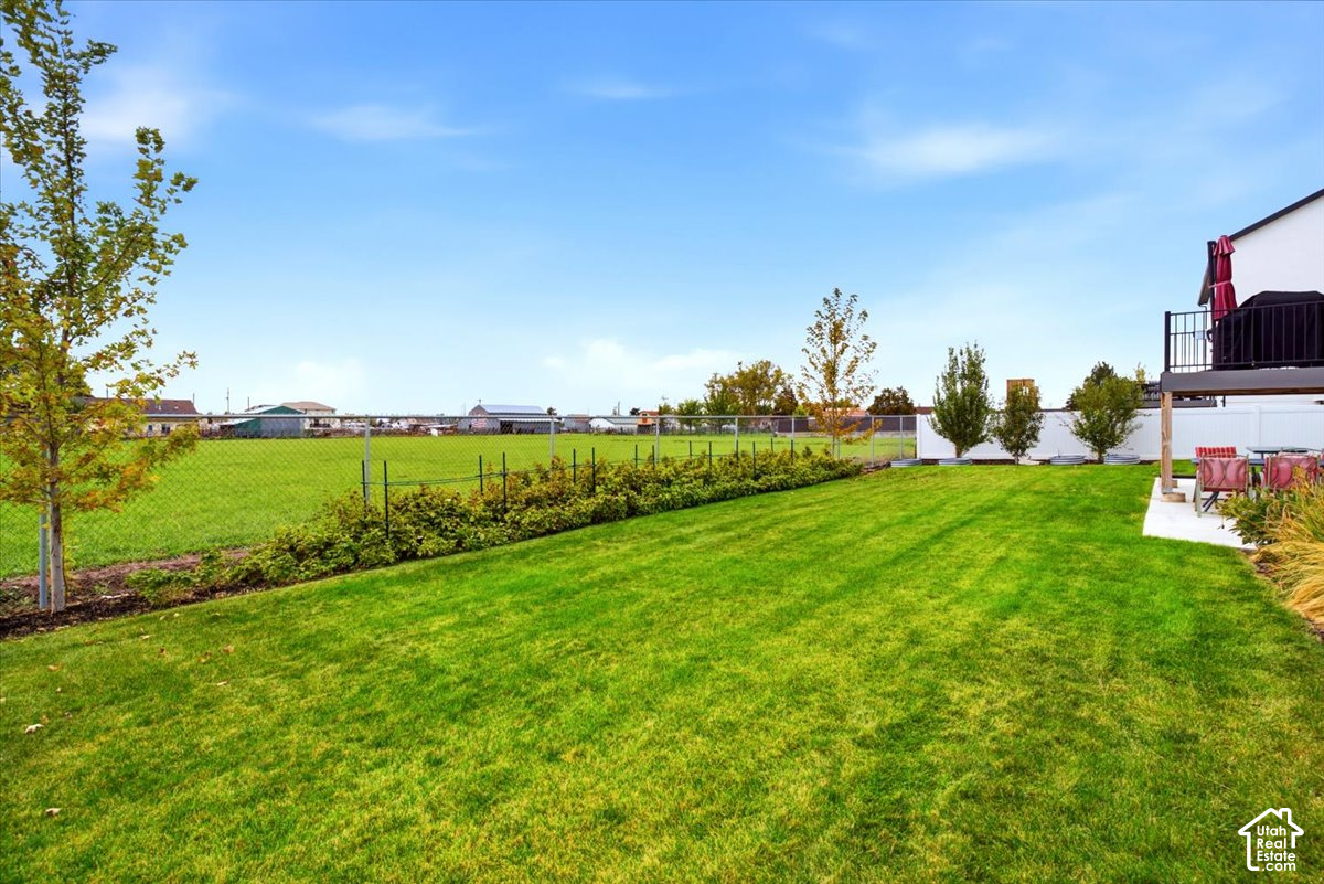 main property photo 49