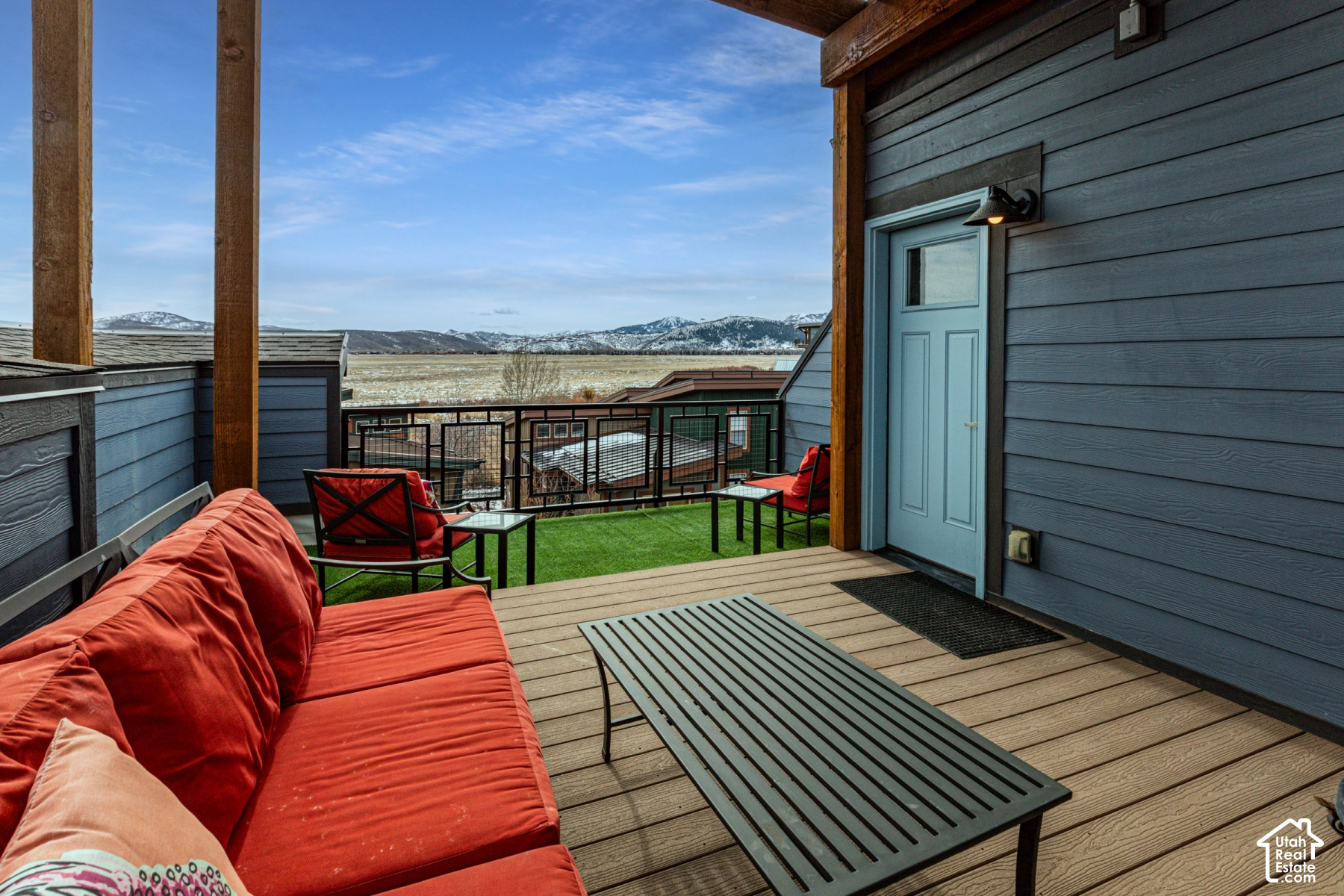 main property photo 19