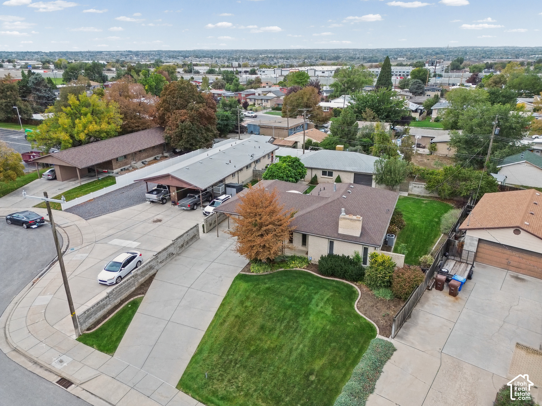 main property photo 24