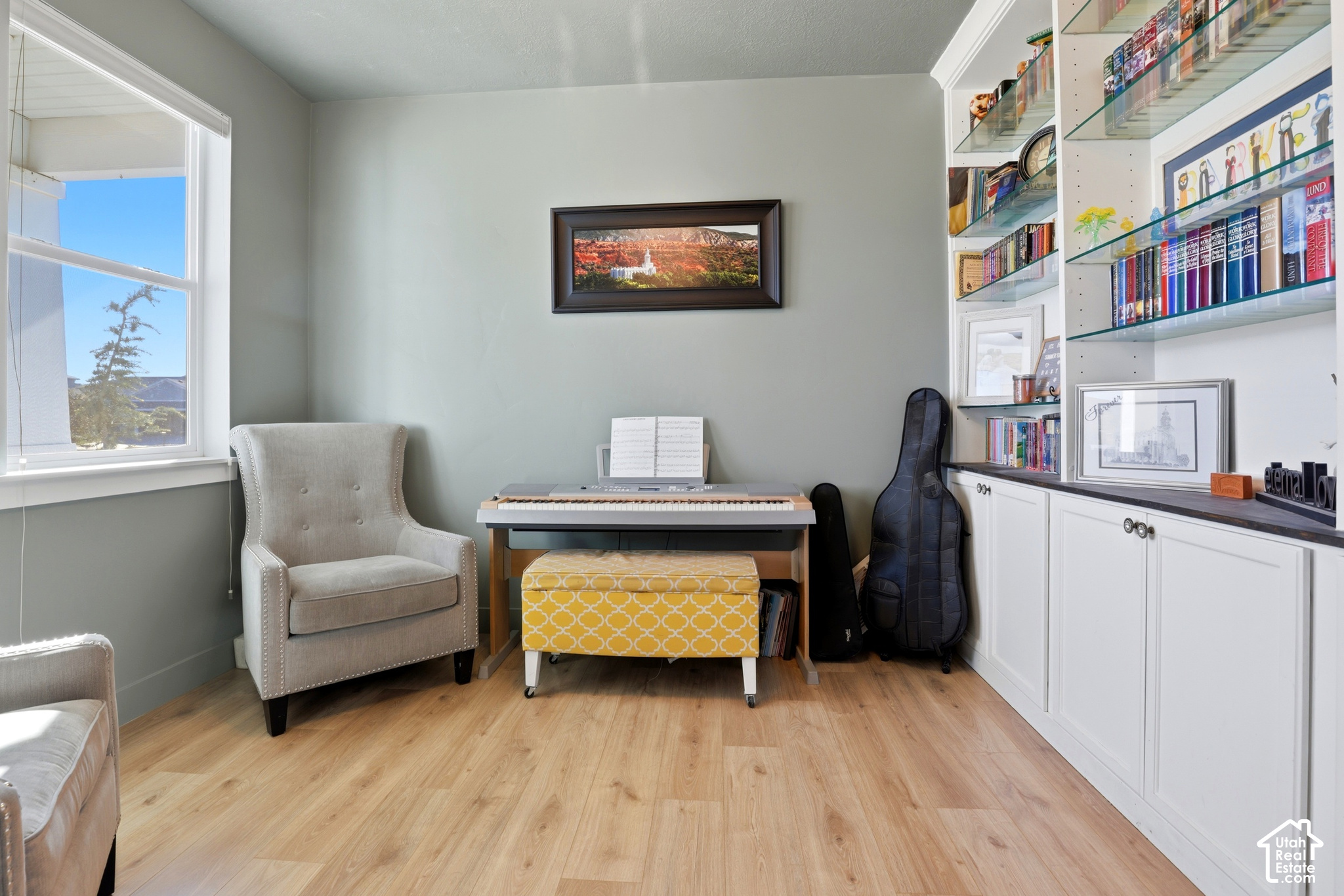 main property photo 7