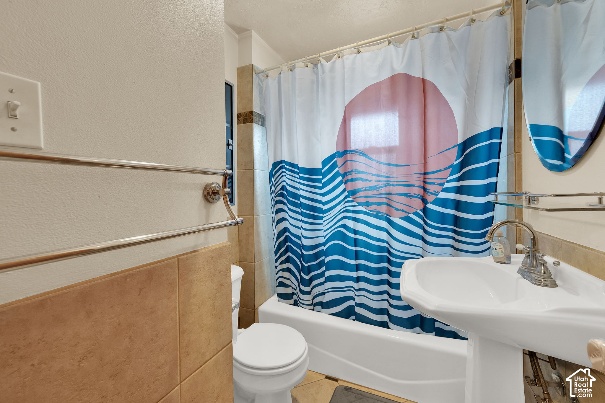 main property photo 11