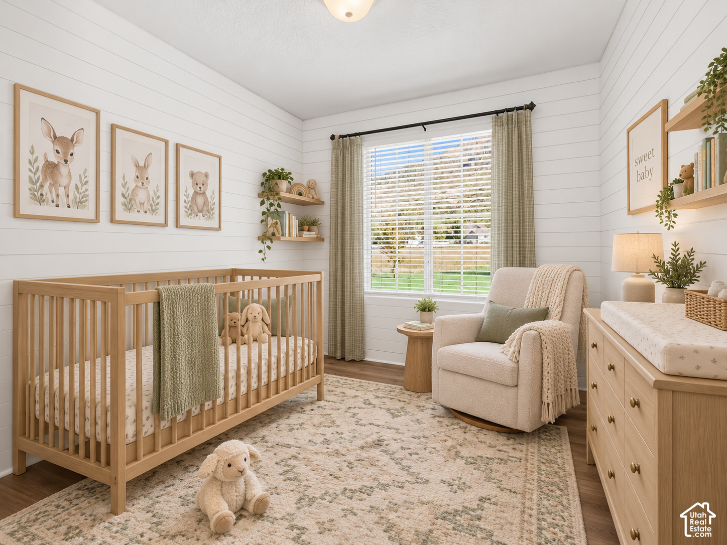 main property photo 20