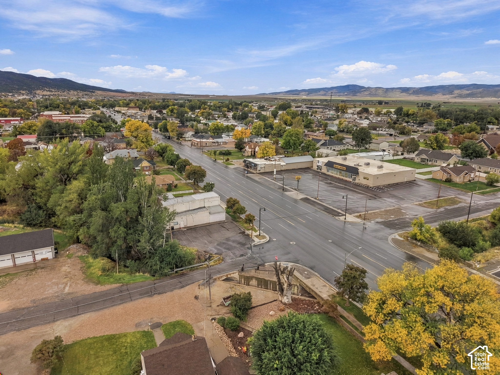 main property photo 43