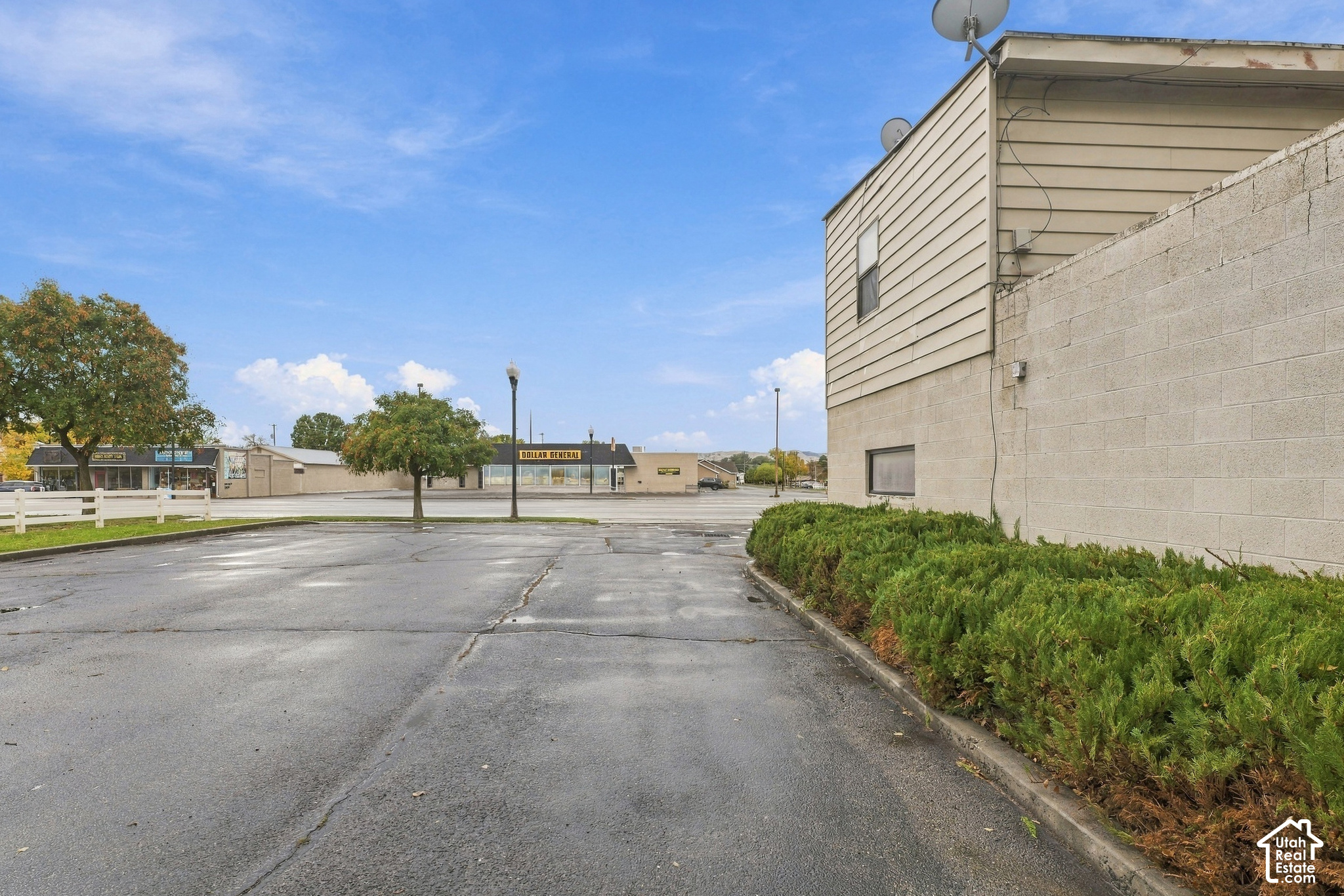 main property photo 44