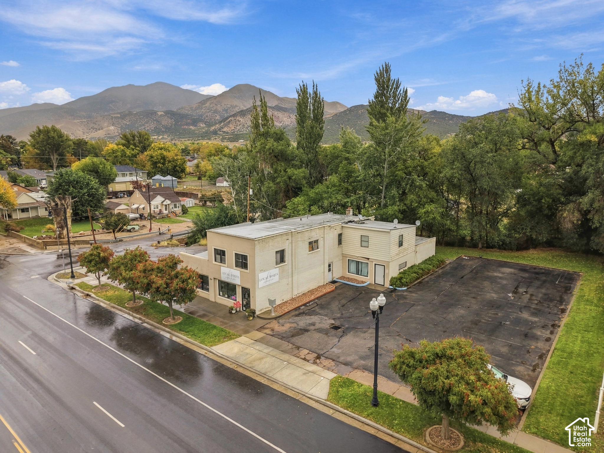 main property photo 5