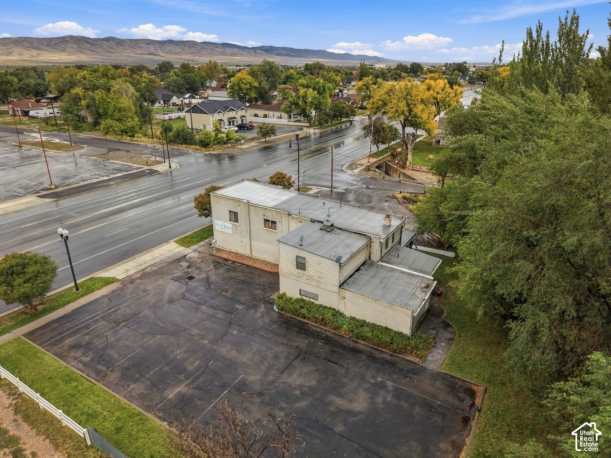 main property photo 7