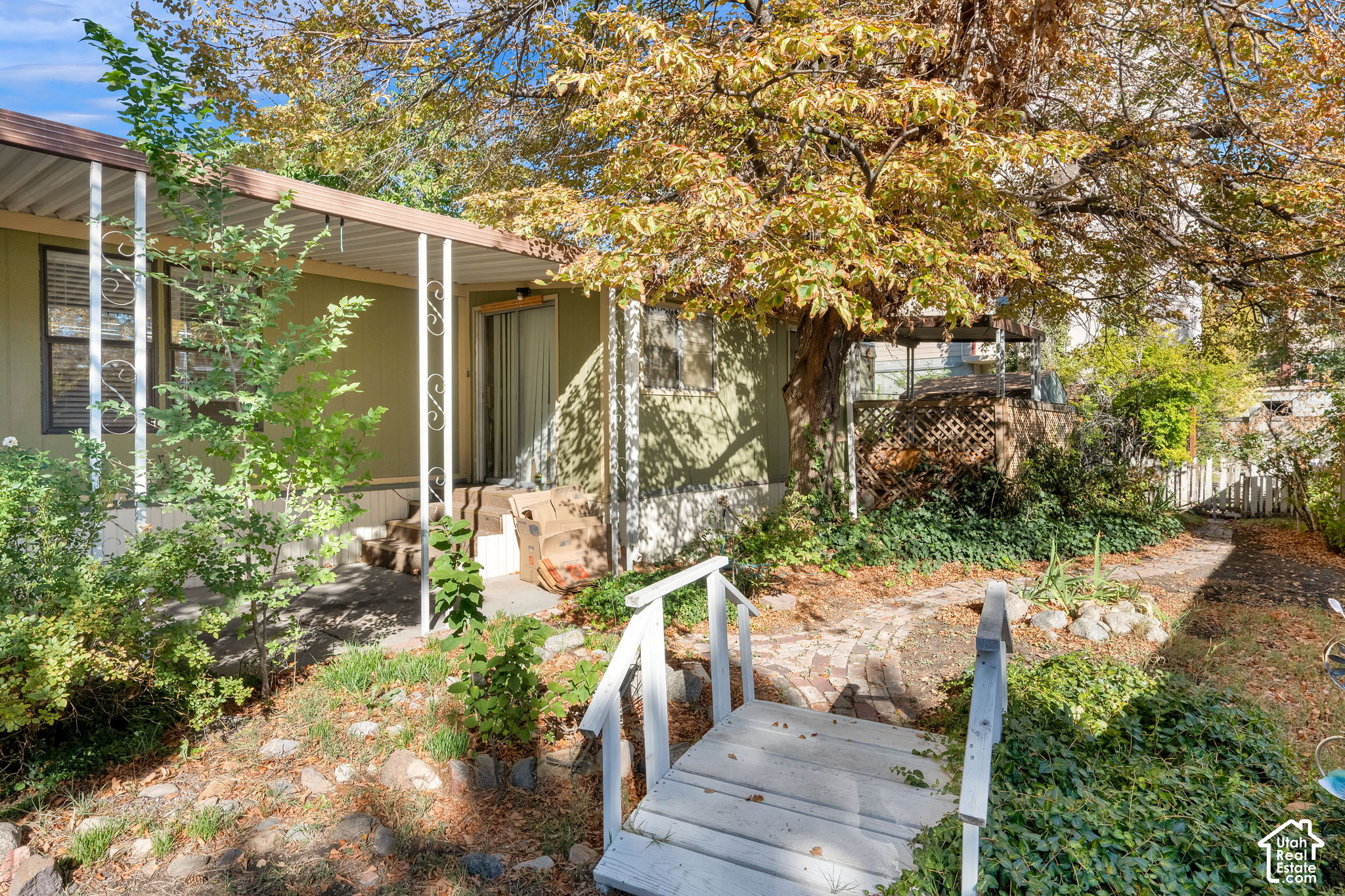 main property photo 19