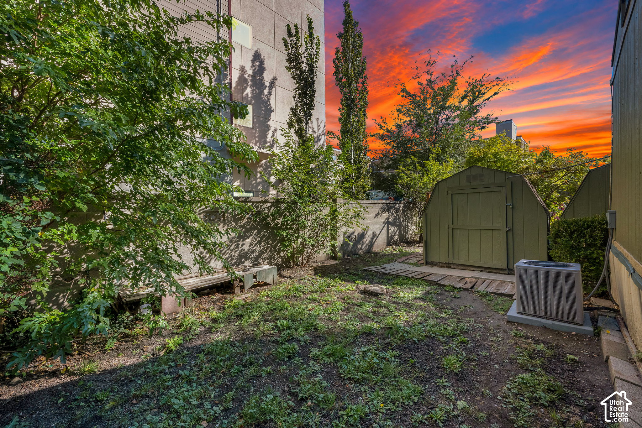main property photo 26