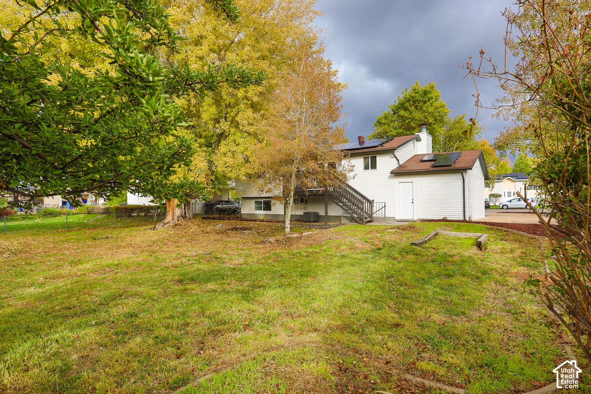 main property photo 17