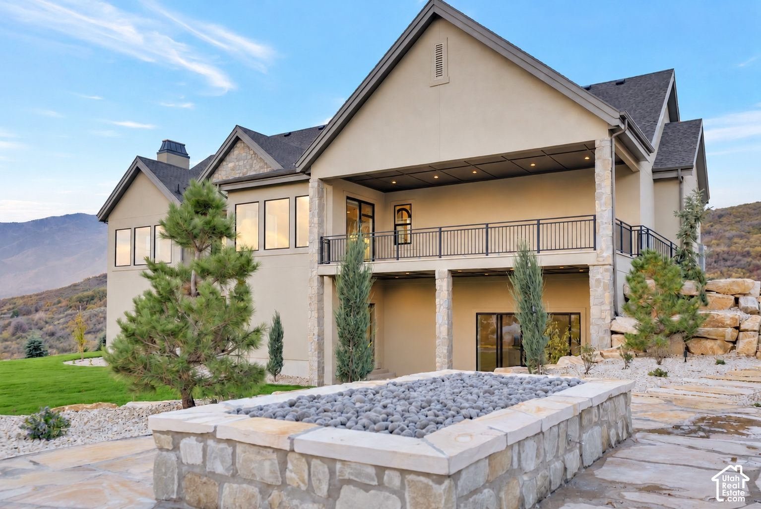 main property photo 24