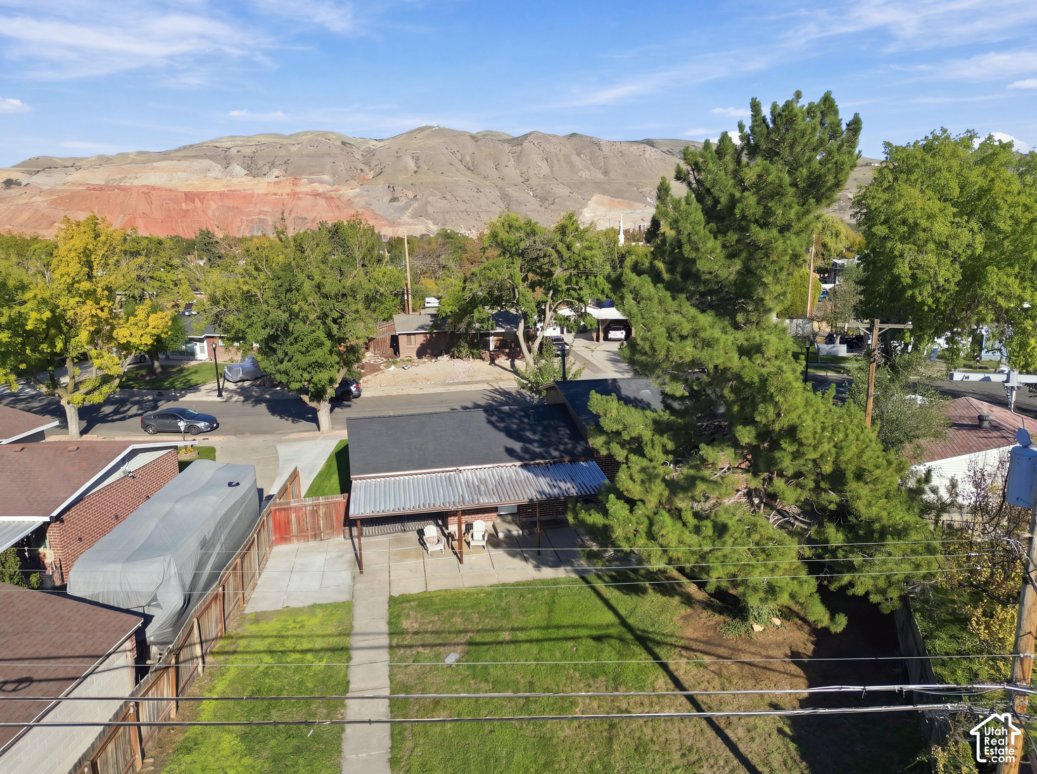 main property photo 34