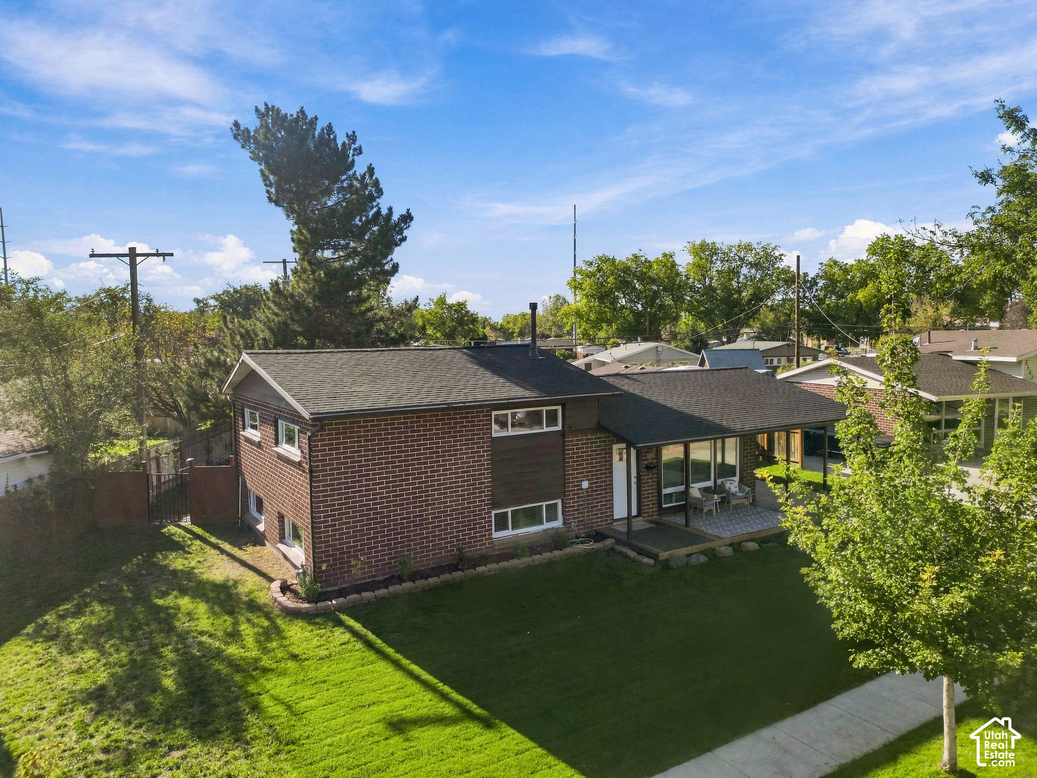 main property photo 35