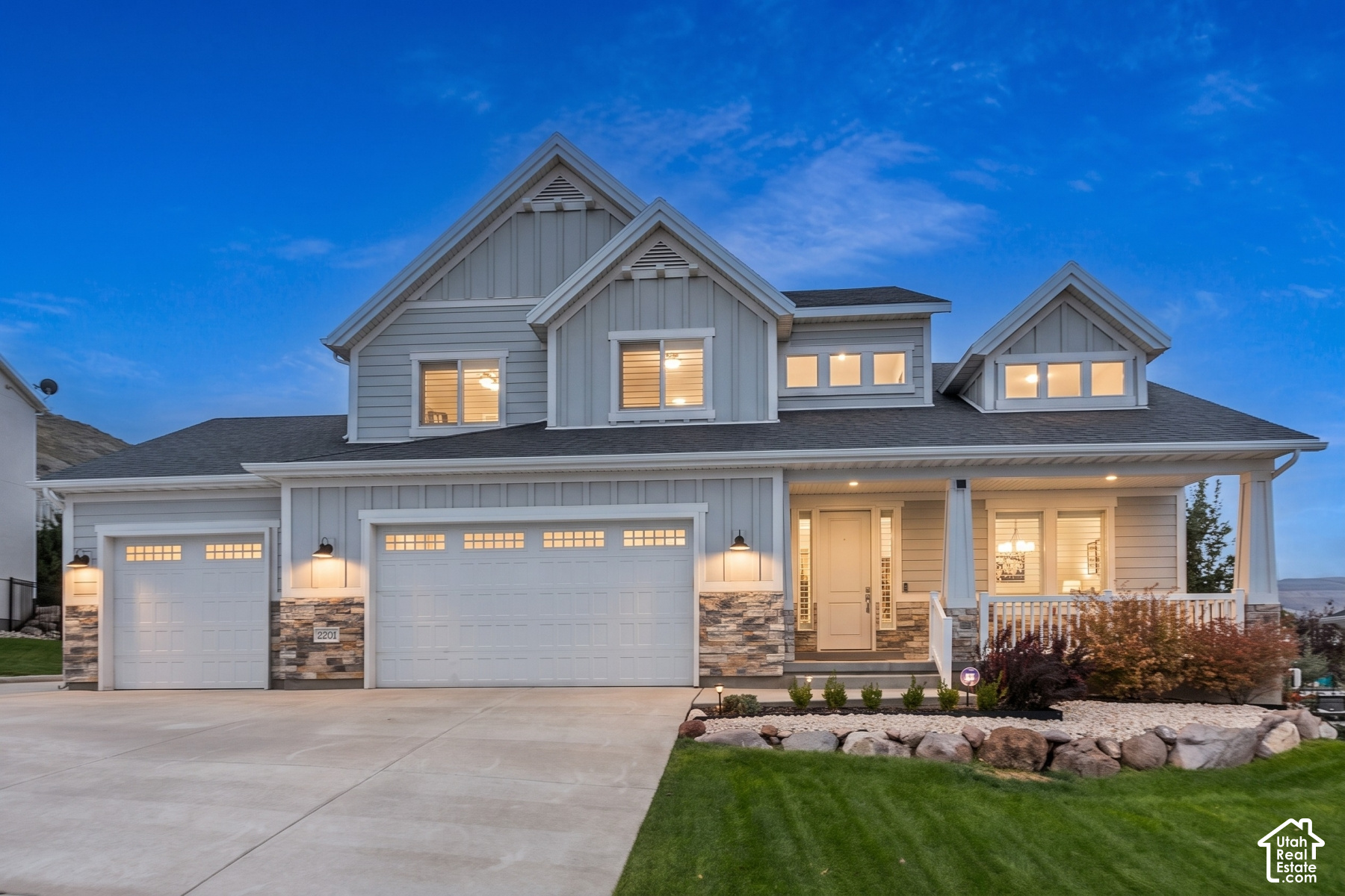 main property photo 0