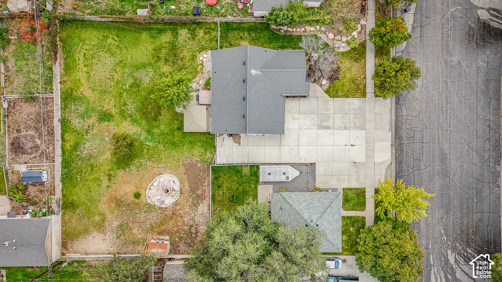 main property photo 34