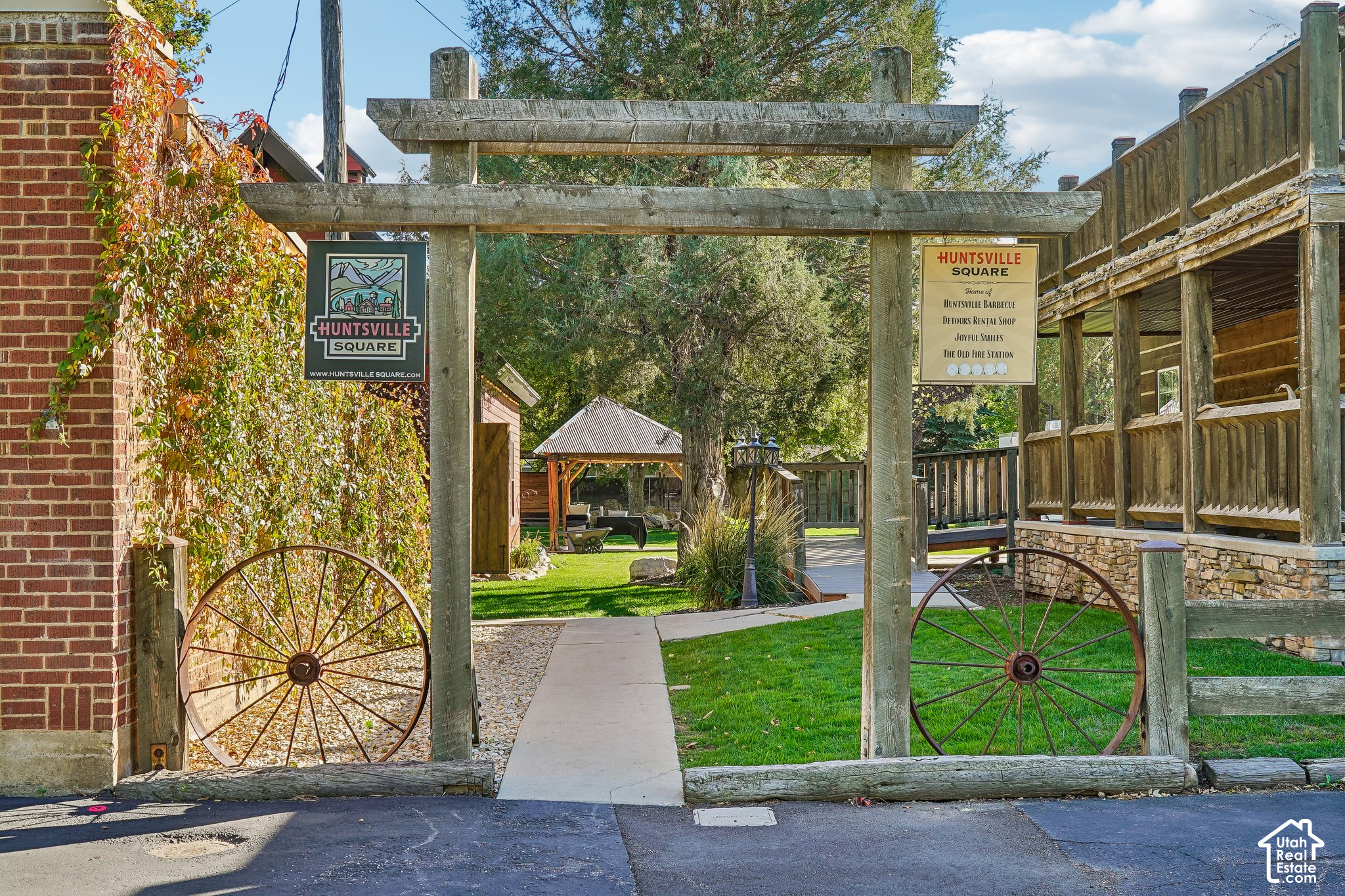 main property photo 112