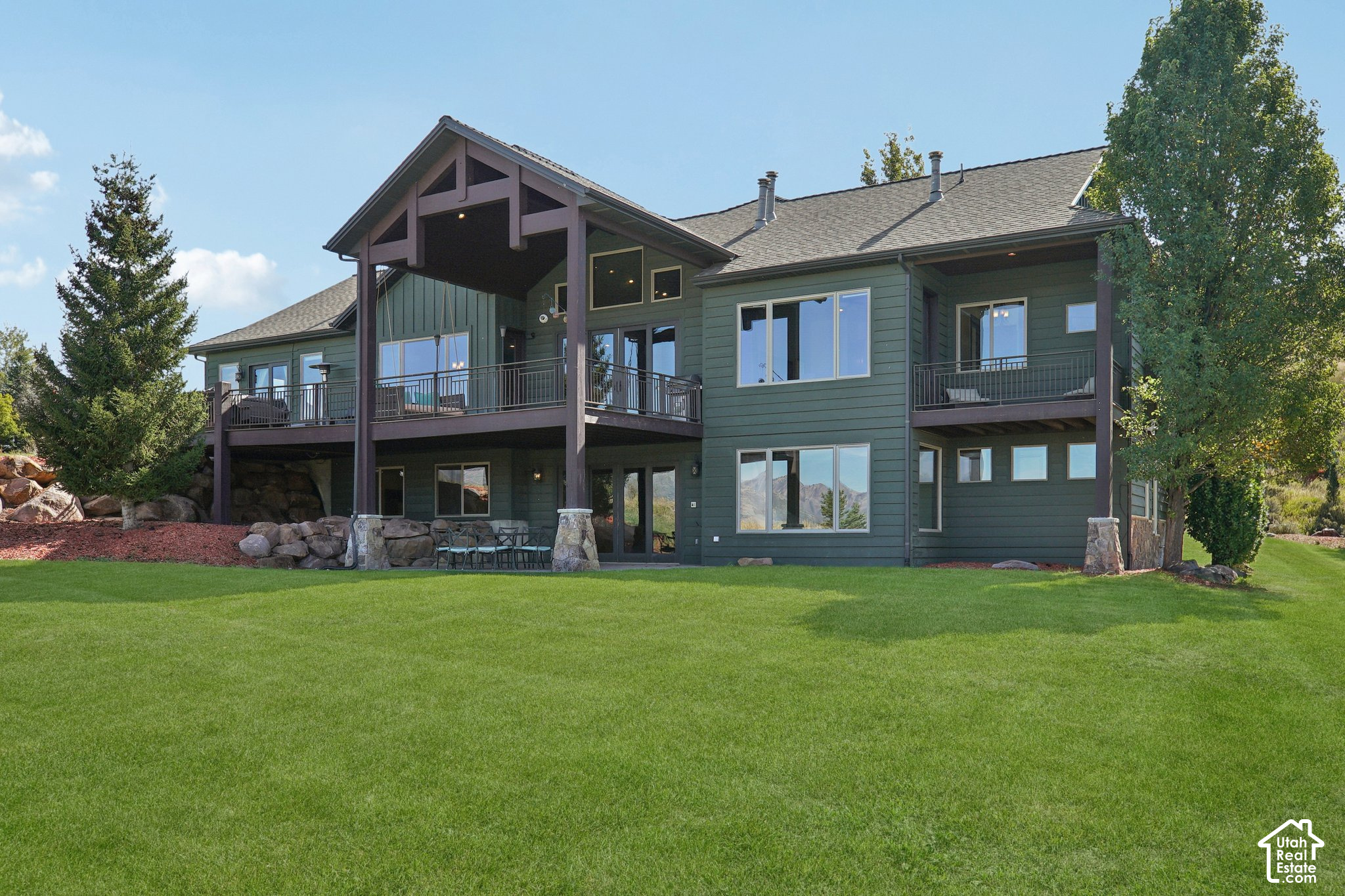main property photo 75