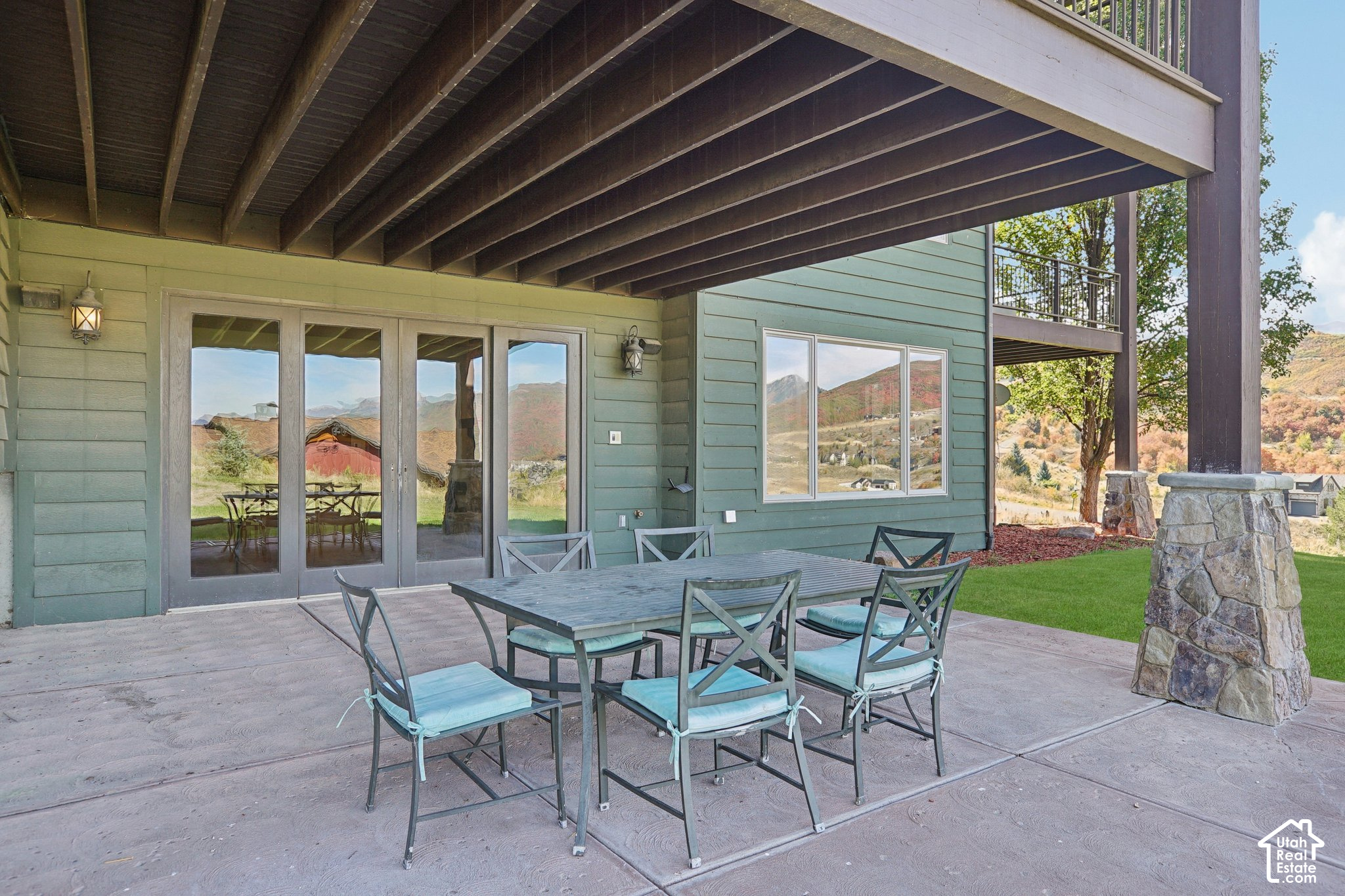main property photo 76
