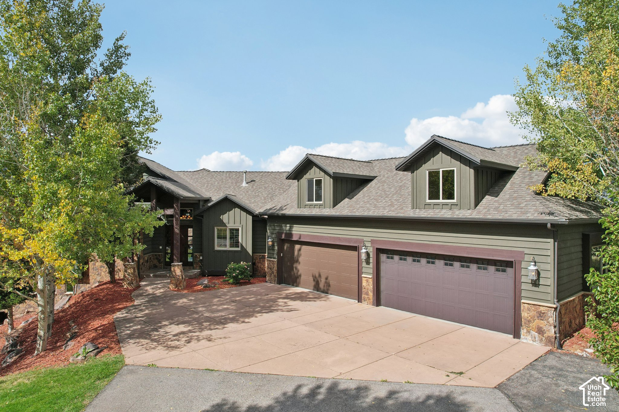 main property photo 77