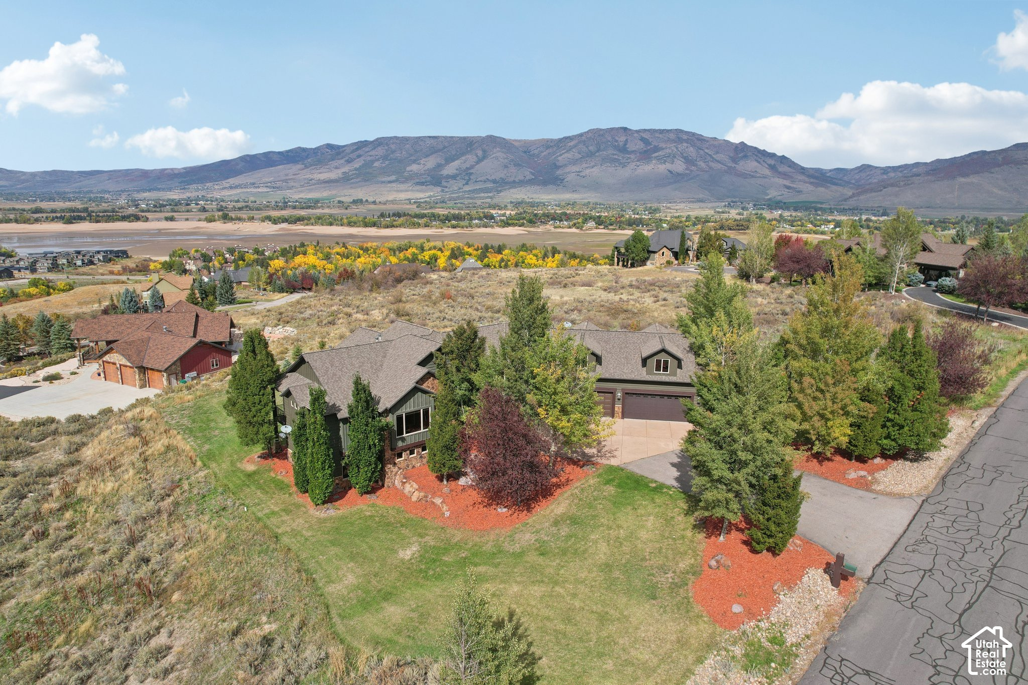 main property photo 79
