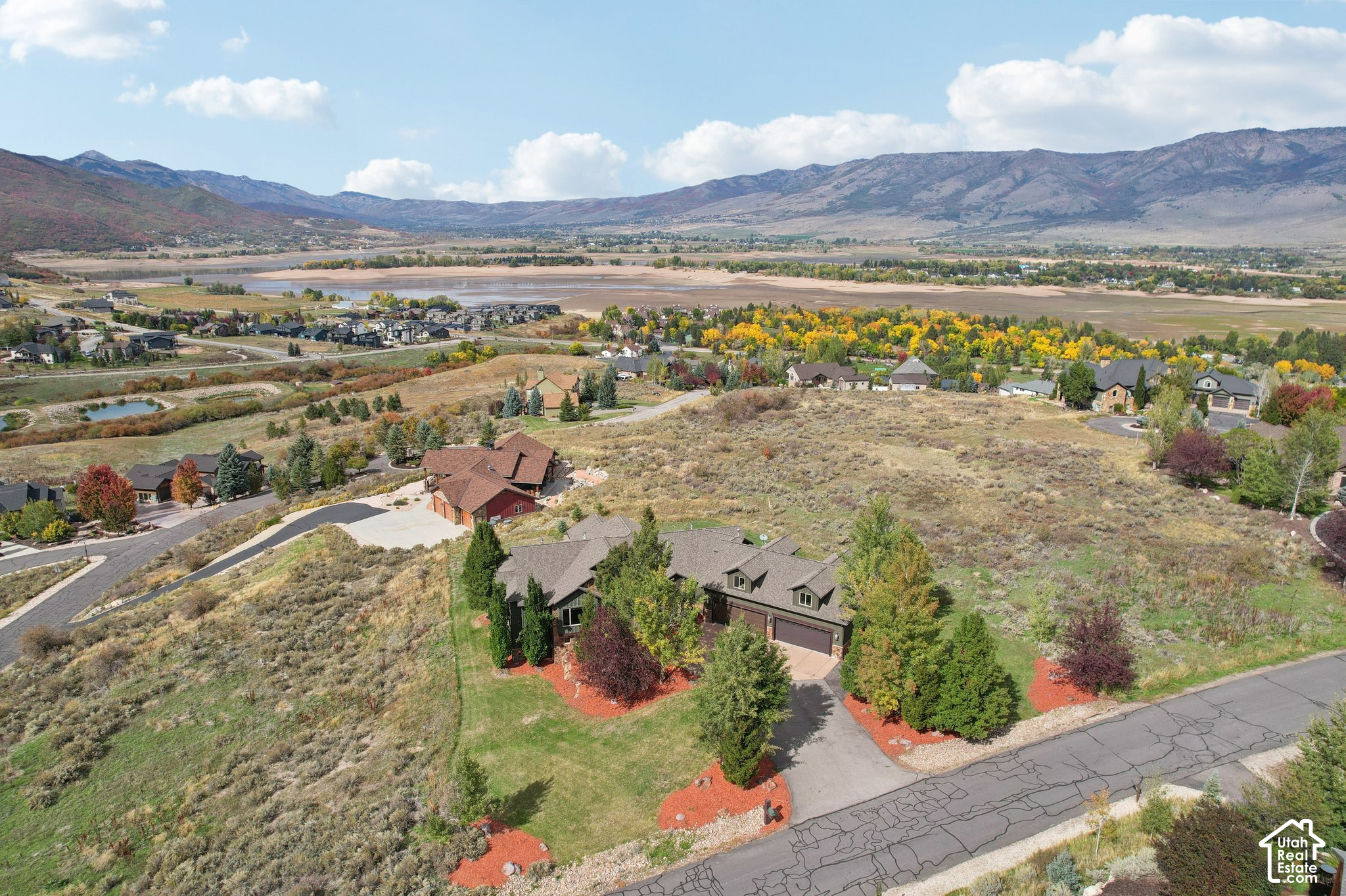 main property photo 88