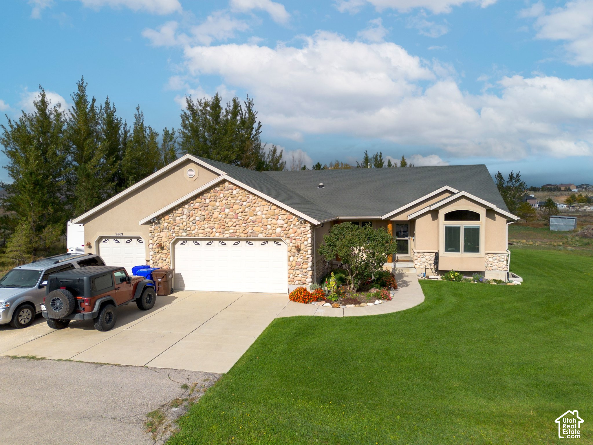 main property photo 45